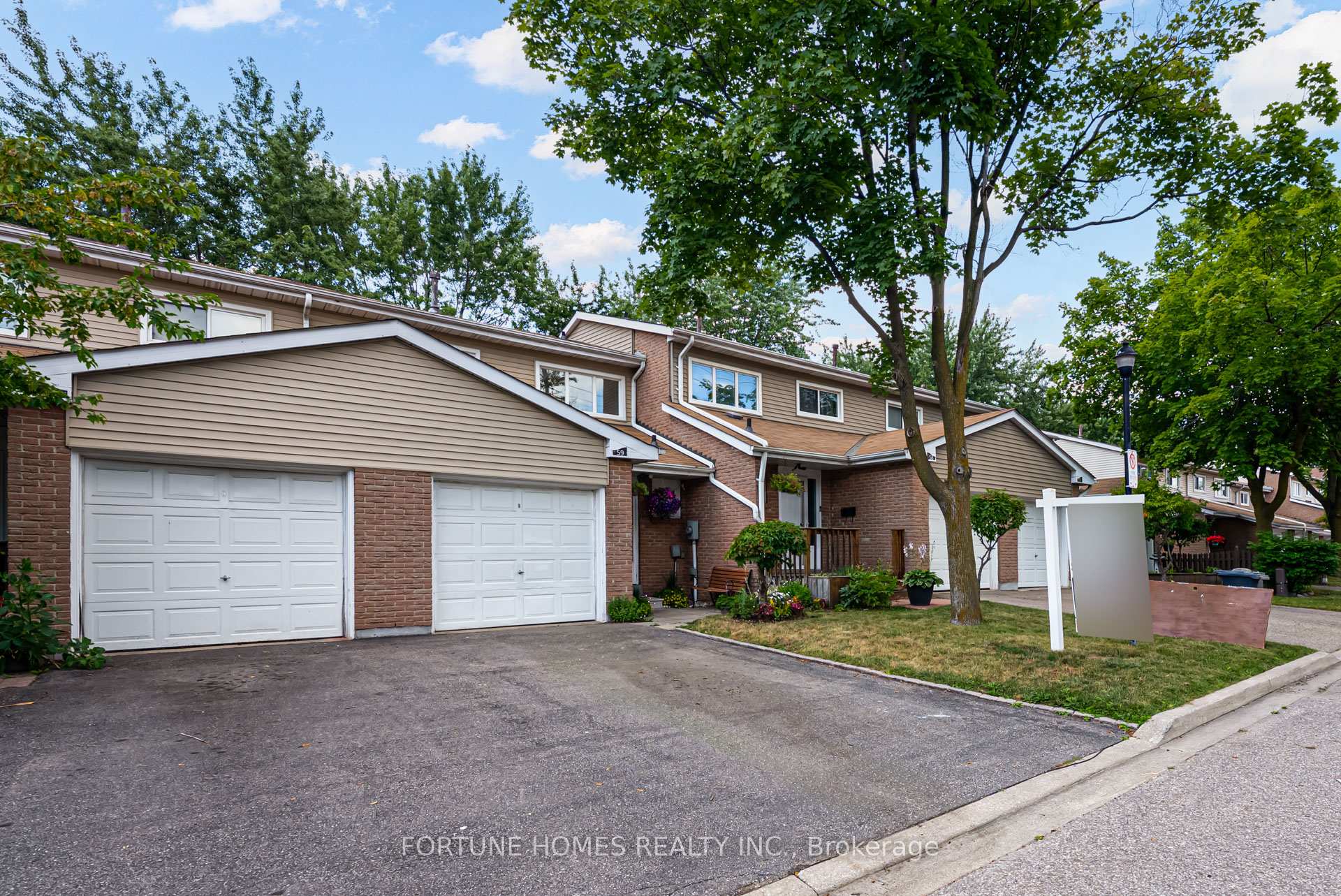 Photo 28 of Unit 59, 59 Enmount Drive, Brampton, Southgate — HOMEH