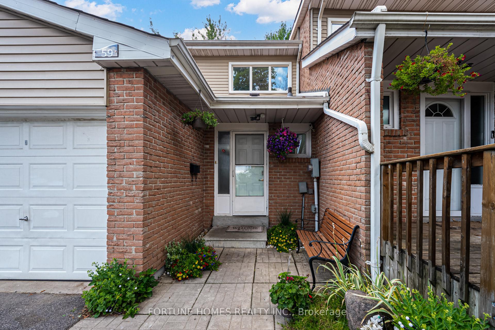 Photo 4 of Unit 59, 59 Enmount Drive, Brampton, Southgate — HOMEH