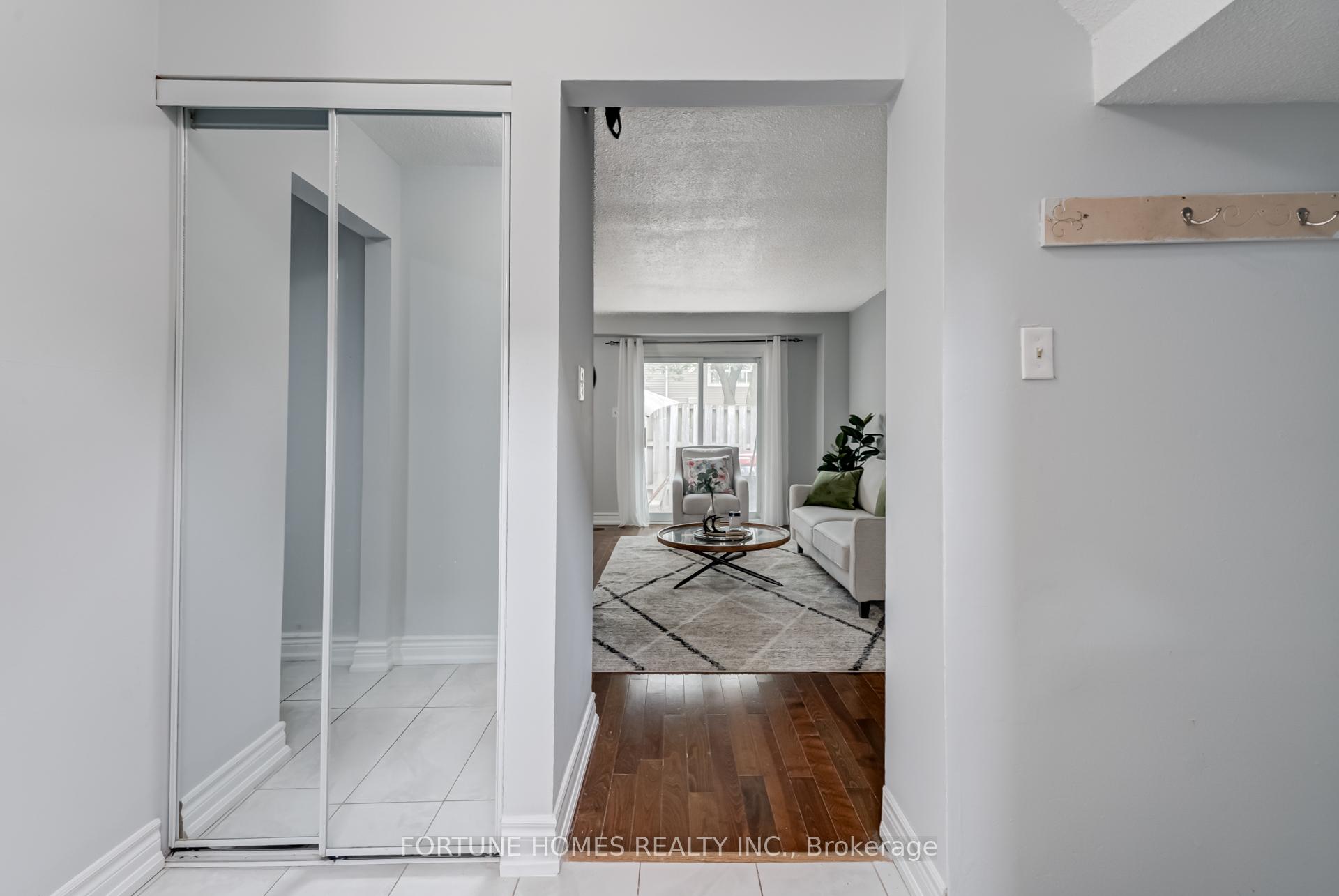 Photo 14 of Unit 59, 59 Enmount Drive, Brampton, Southgate — HOMEH