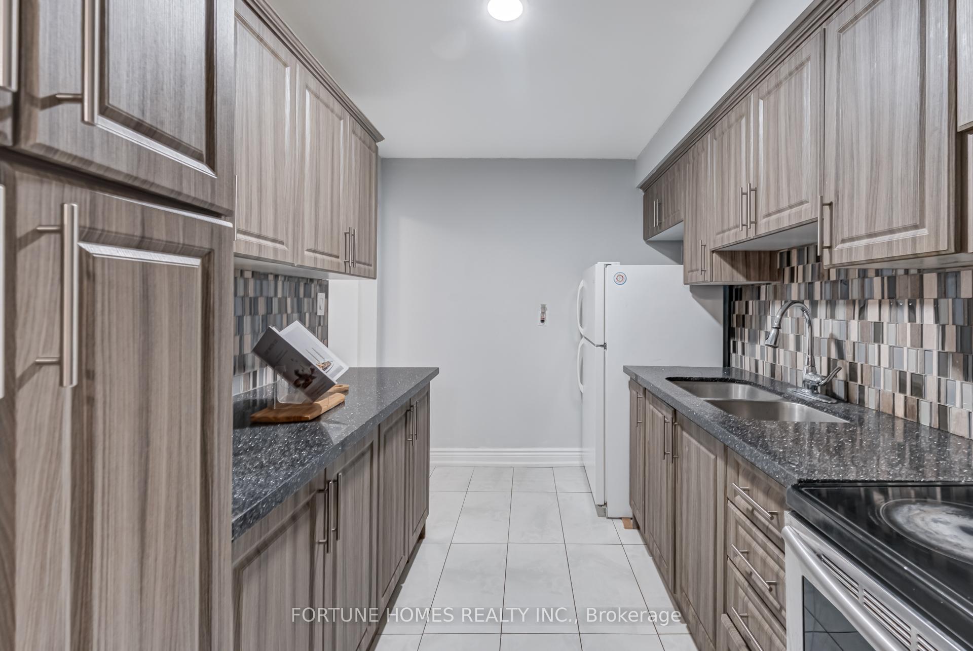 Photo 30 of Unit 59, 59 Enmount Drive, Brampton, Southgate — HOMEH