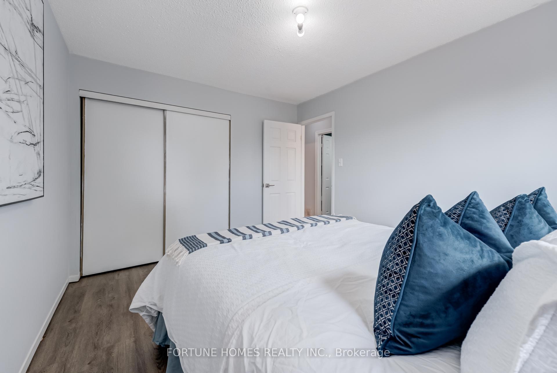 Photo 25 of Unit 59, 59 Enmount Drive, Brampton, Southgate — HOMEH