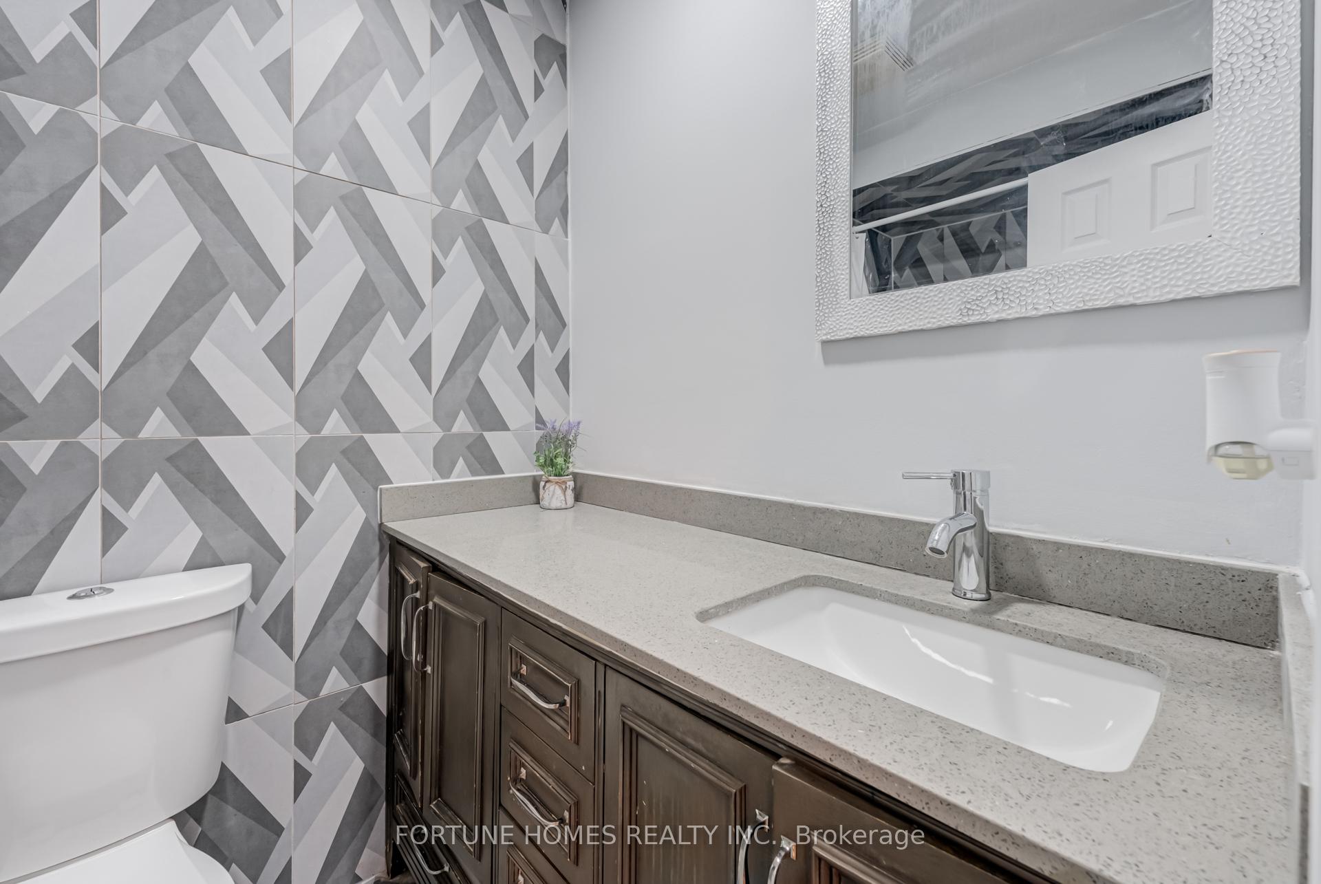 Photo 32 of Unit 59, 59 Enmount Drive, Brampton, Southgate — HOMEH