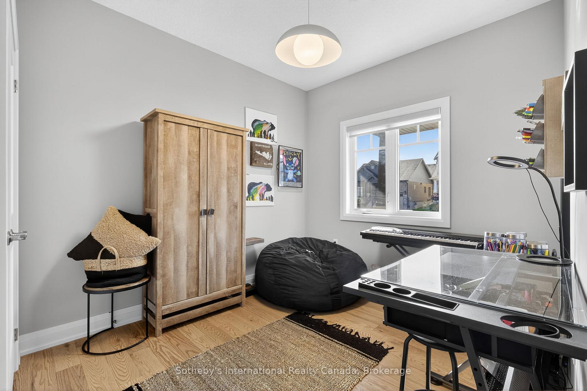 Photo 35 of 150 Plewes Drive, Collingwood — HOMEH