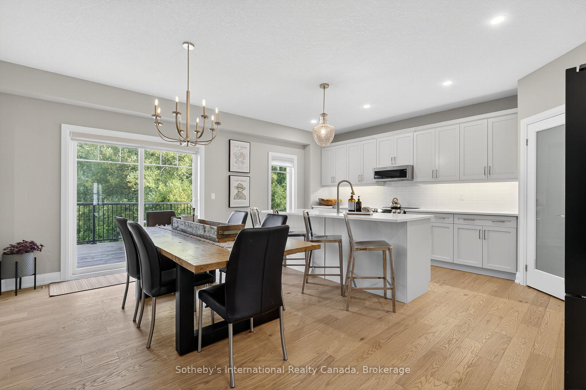 Photo 4 of 150 Plewes Drive, Collingwood — HOMEH