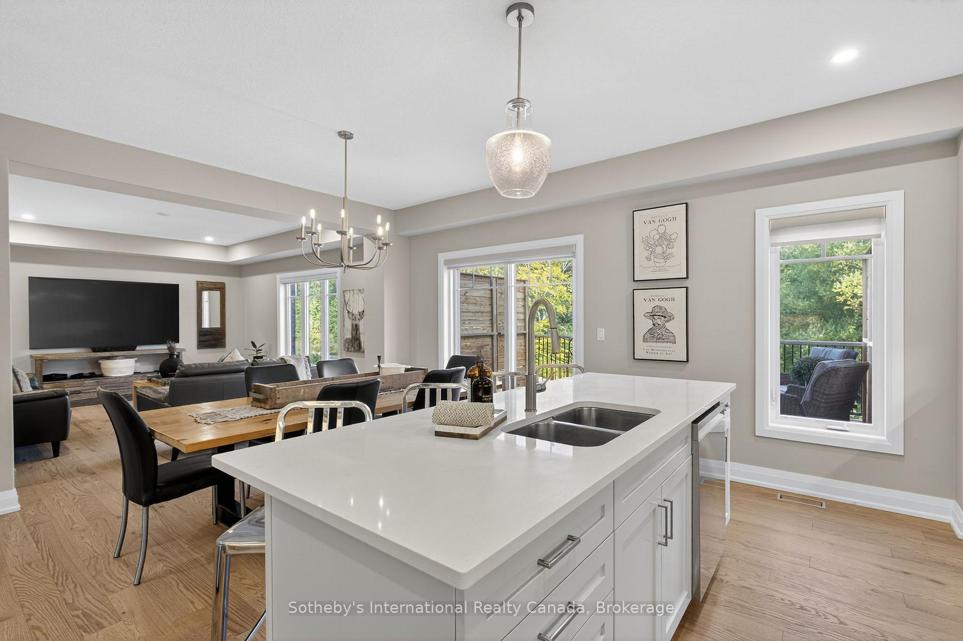 Photo 9 of 150 Plewes Drive, Collingwood — HOMEH