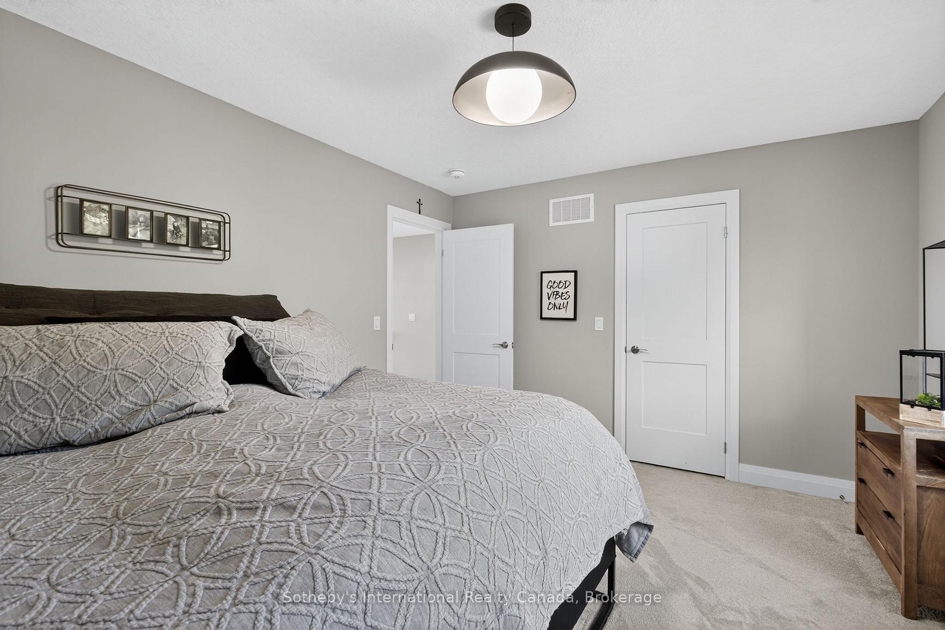 Photo 19 of 150 Plewes Drive, Collingwood — HOMEH