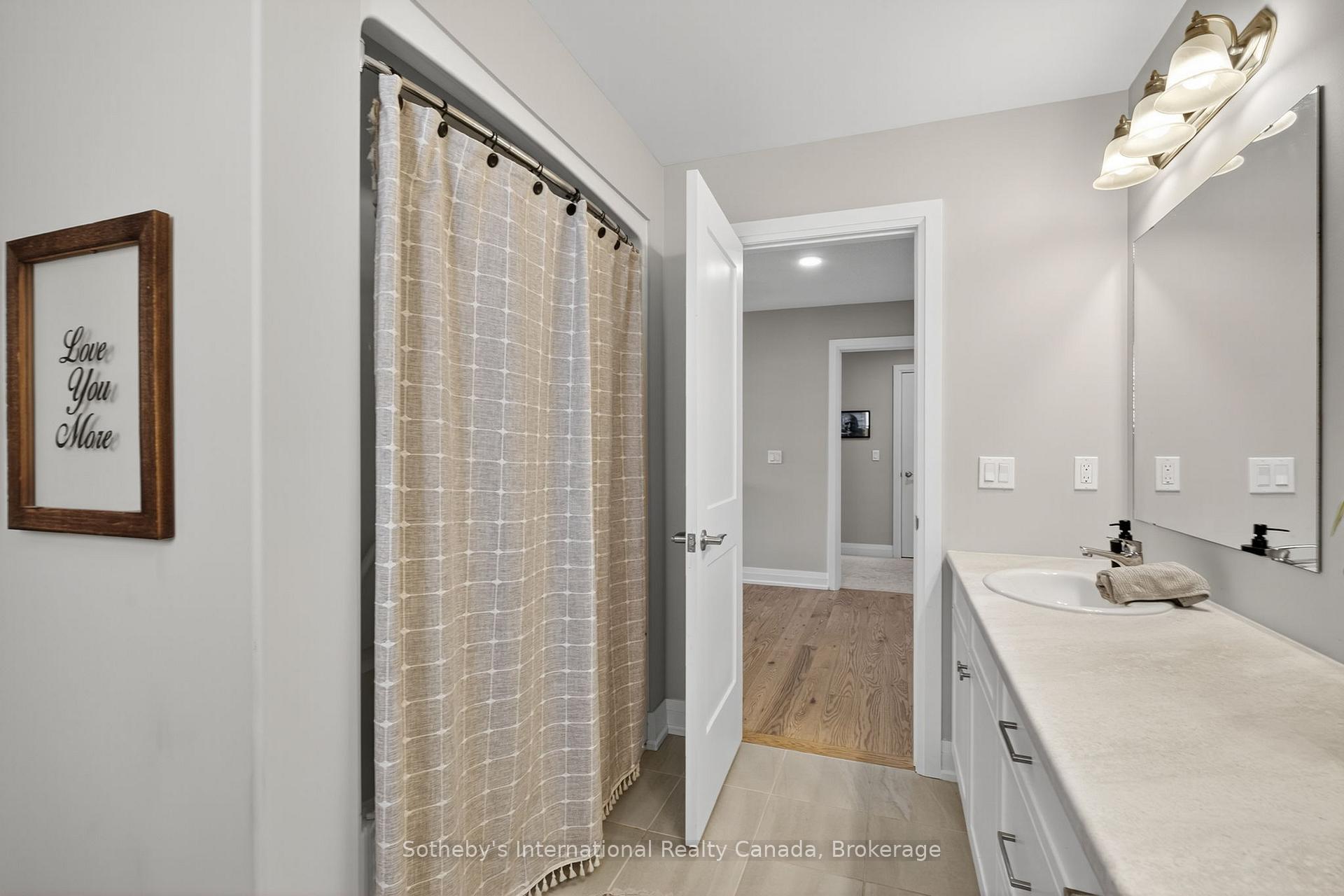 Photo 18 of 150 Plewes Drive, Collingwood — HOMEH