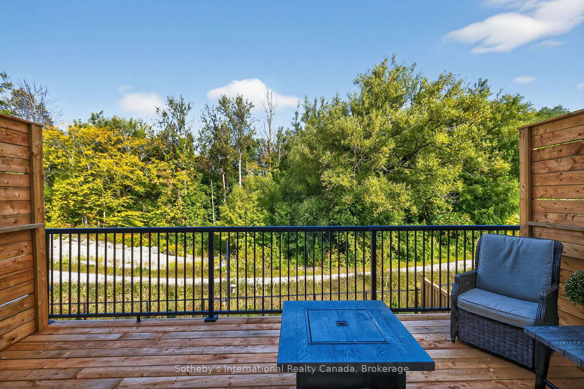 Photo 27 of 150 Plewes Drive, Collingwood — HOMEH