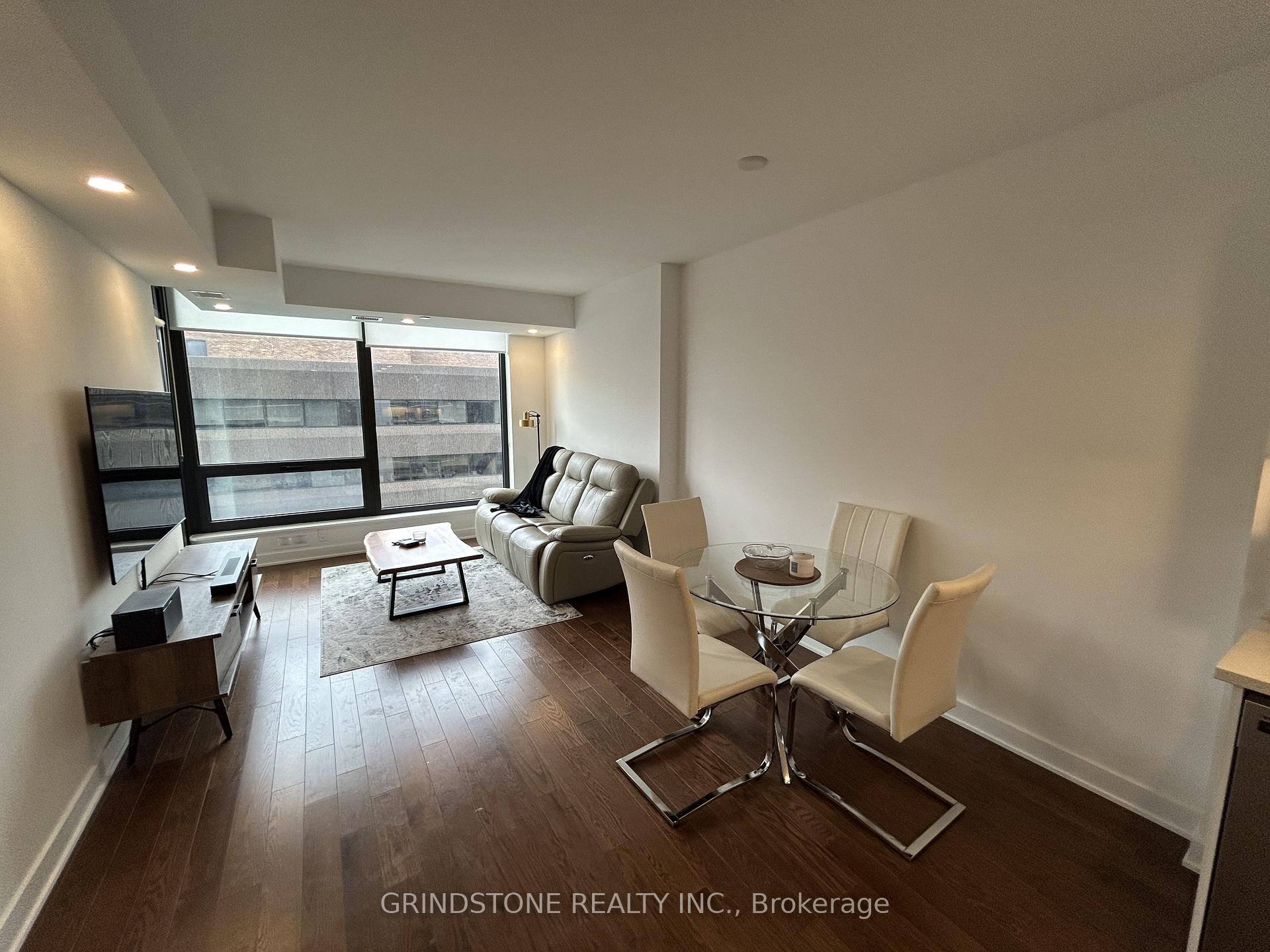 Photo 3 of Unit 1303, 340 Queen Street, Ottawa, Ottawa Centre — HOMEH