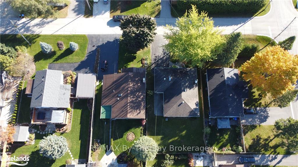 Photo 39 of 364 Walnut Street, Collingwood — HOMEH