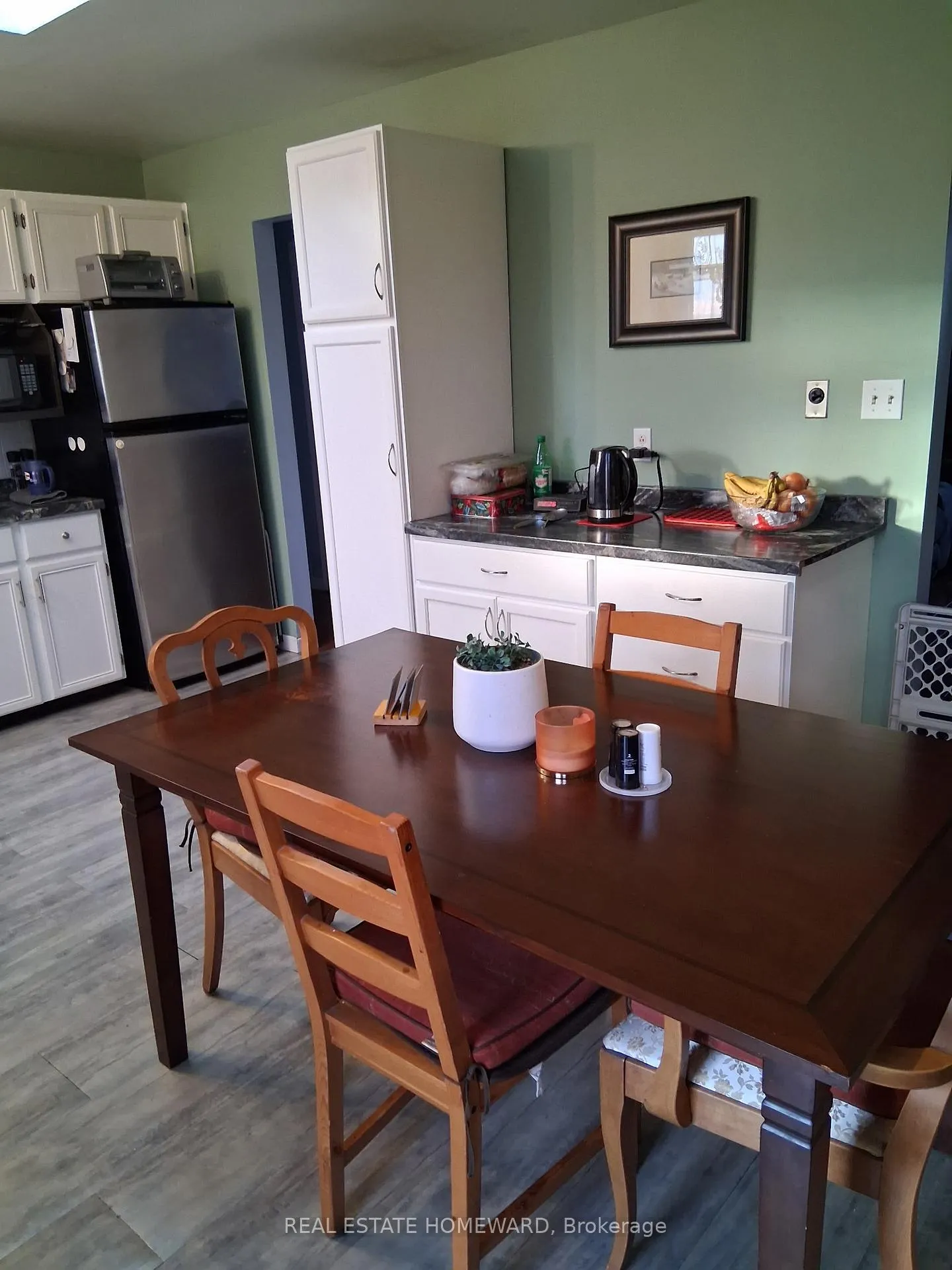 Photo 15 of 35 Bleeker Avenue, Quinte West, Trenton Ward — HOMEH