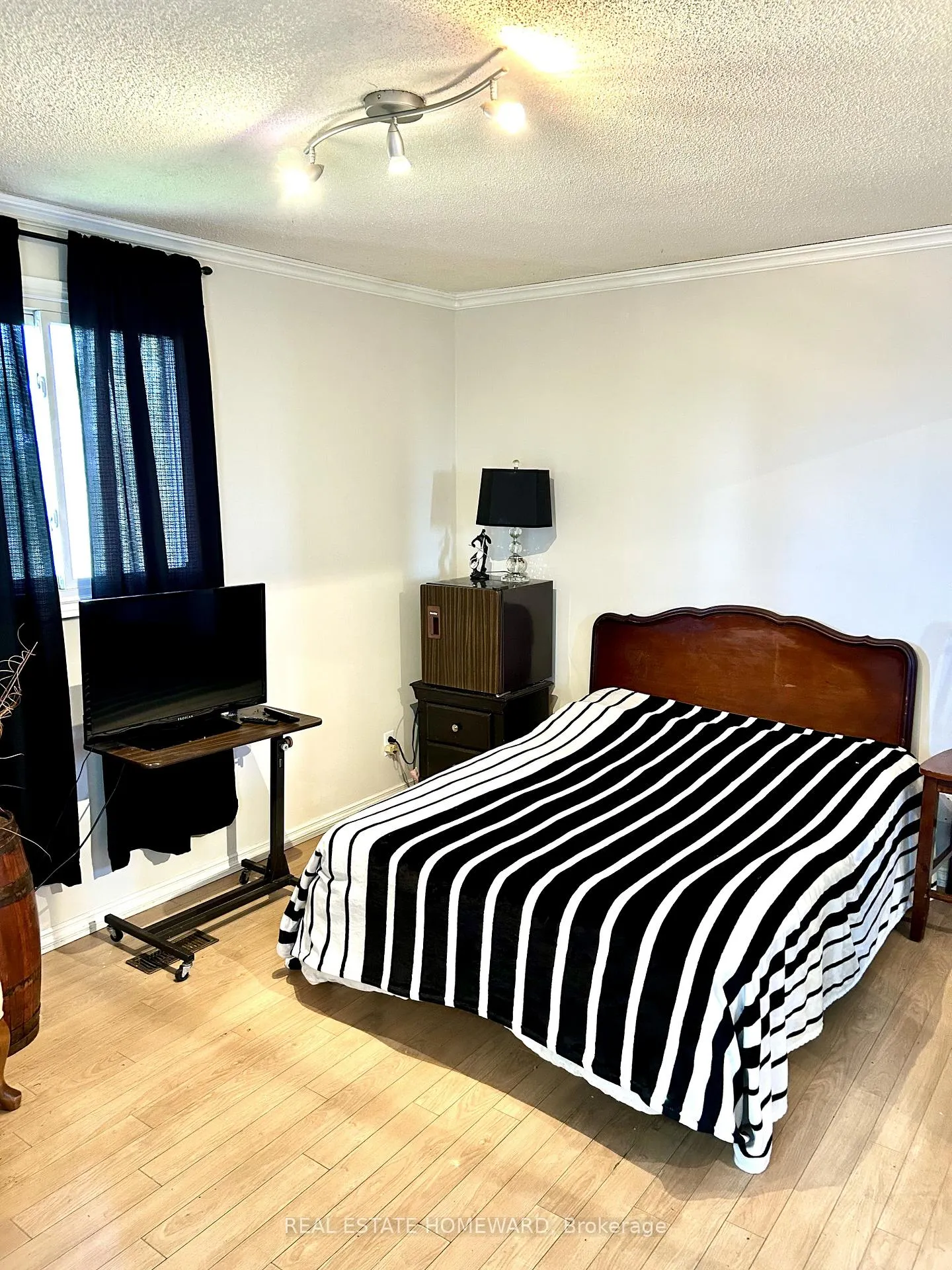 Photo 18 of 35 Bleeker Avenue, Quinte West, Trenton Ward — HOMEH
