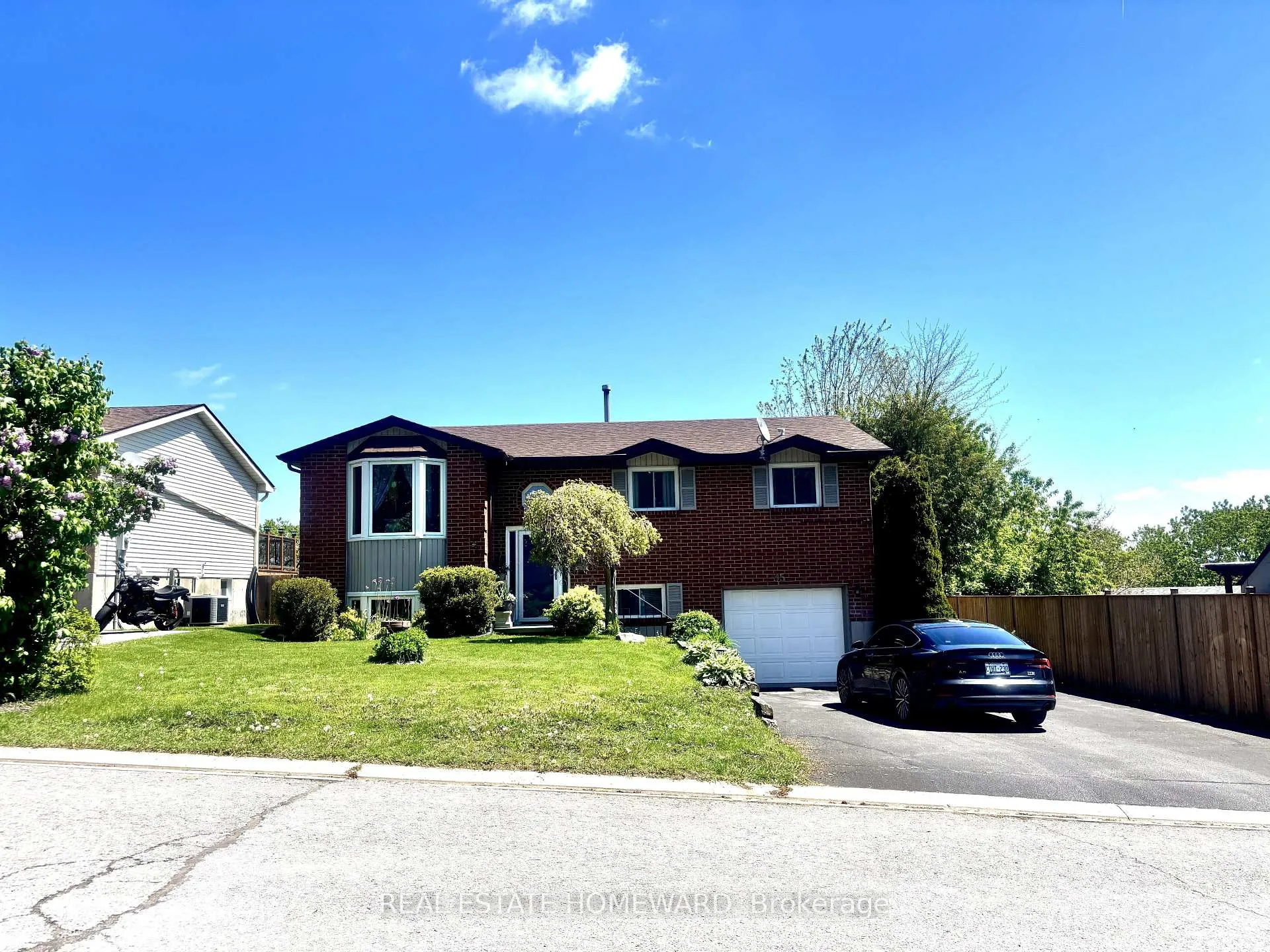 Photo 1 of 35 Bleeker Avenue, Quinte West, Trenton Ward — HOMEH