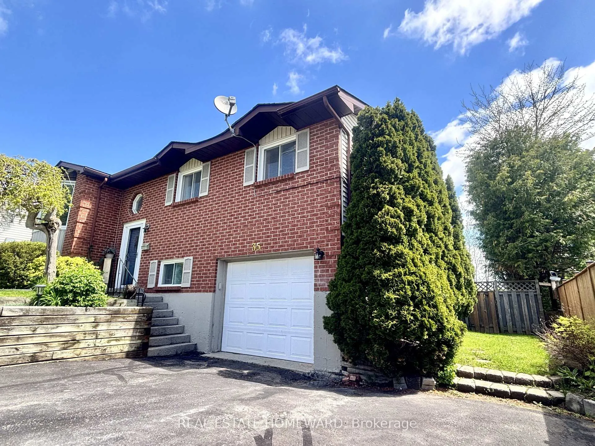 Photo 25 of 35 Bleeker Avenue, Quinte West, Trenton Ward — HOMEH