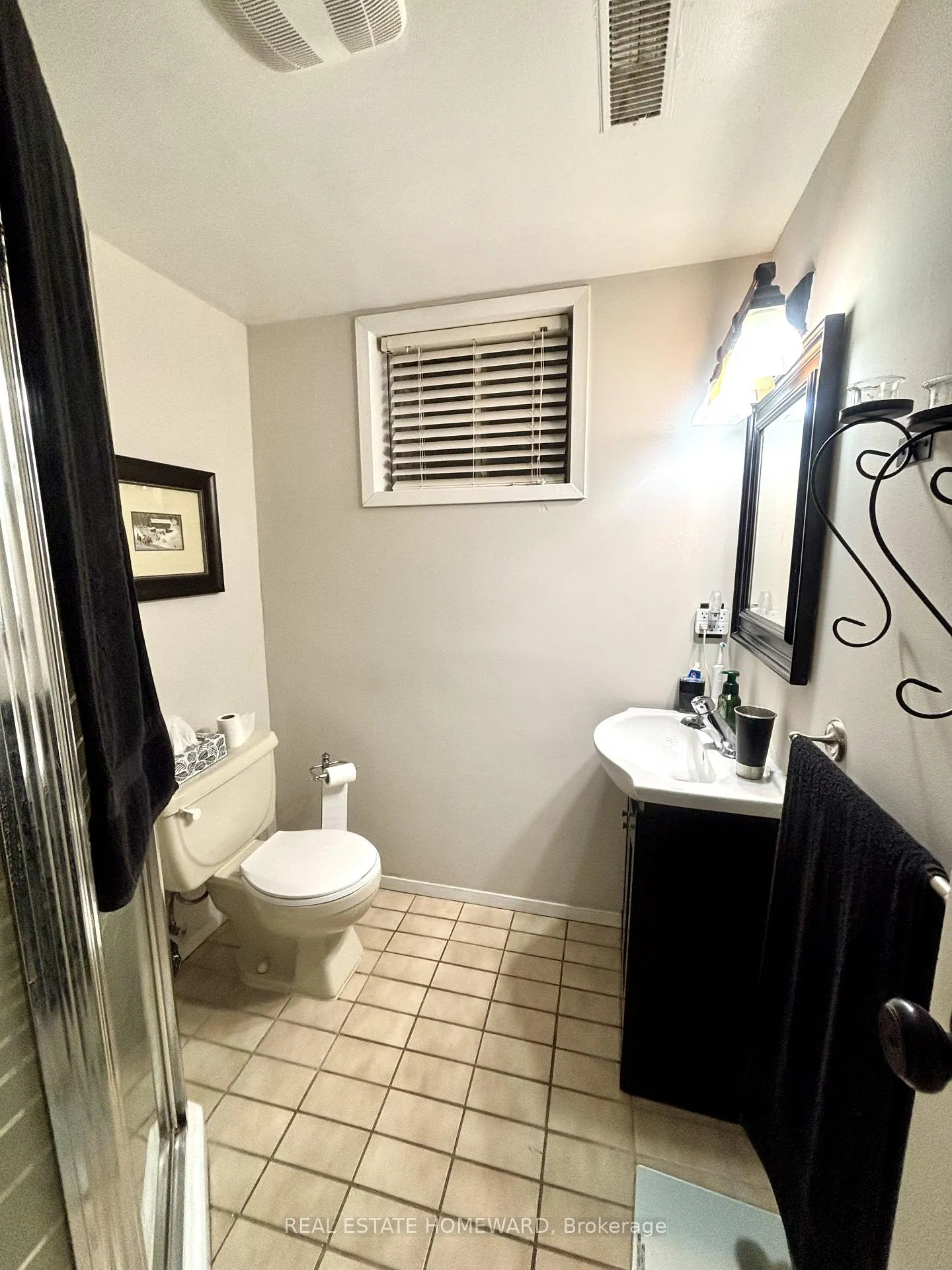 Photo 44 of 35 Bleeker Avenue, Quinte West, Trenton Ward — HOMEH