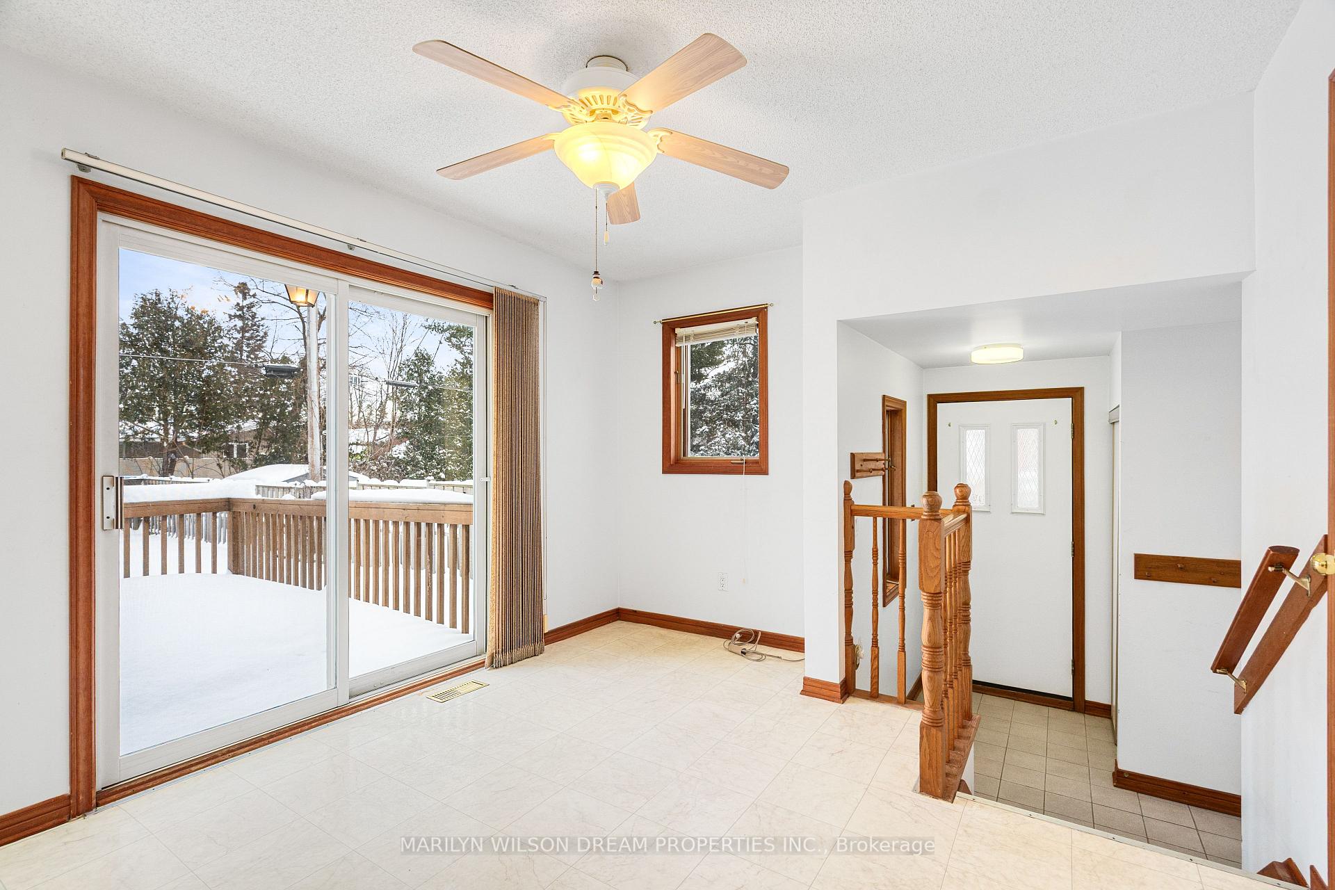 Photo 14 of 1605 Dixie Street, Ottawa, Riverview Park — HOMEH