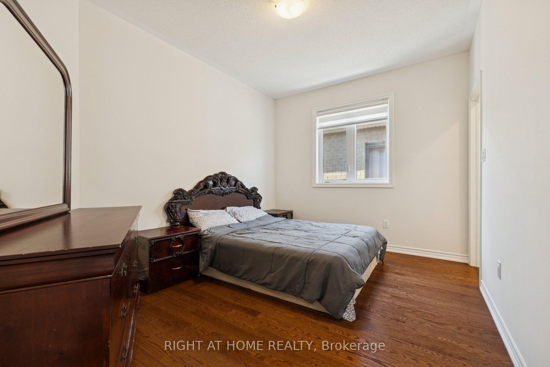 Photo 38 of 65 Marcelle Brunelle Drive, Whitby, Rural Whitby — HOMEH