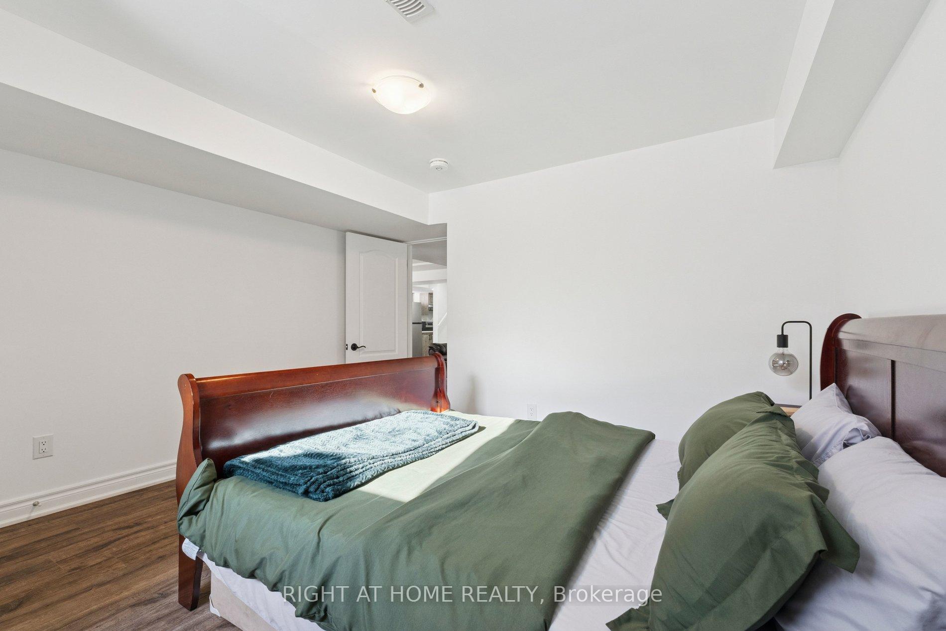 Photo 41 of 65 Marcelle Brunelle Drive, Whitby, Rural Whitby — HOMEH