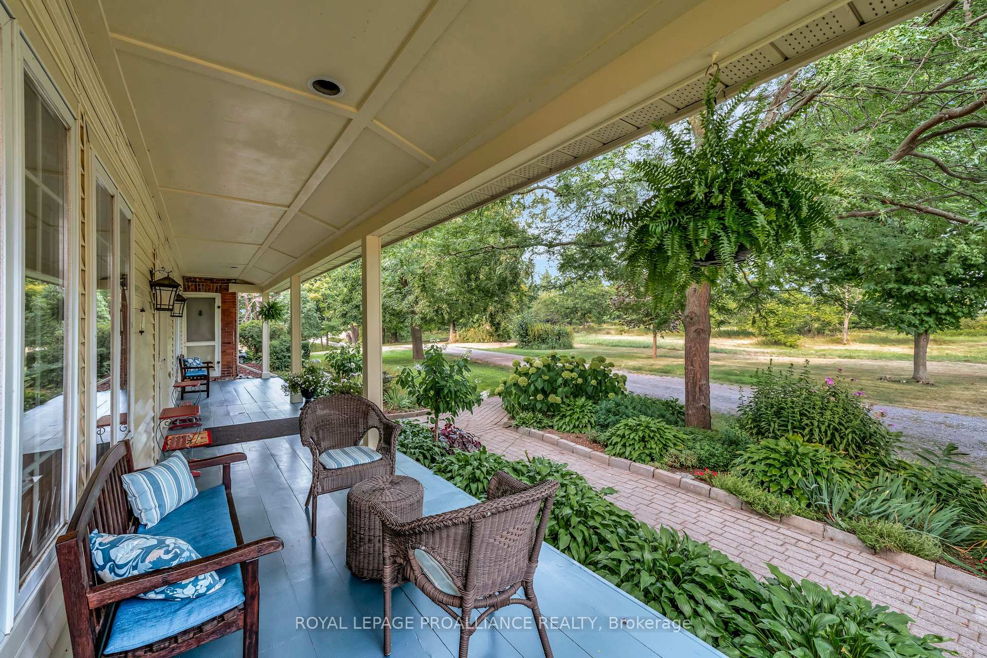 Photo 3 of 14065 Loyalist Parkway, Prince Edward County, Hallowell Ward — HOMEH