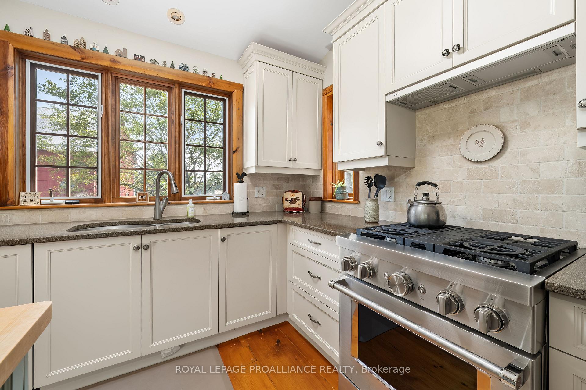 Photo 22 of 14065 Loyalist Parkway, Prince Edward County, Hallowell Ward — HOMEH