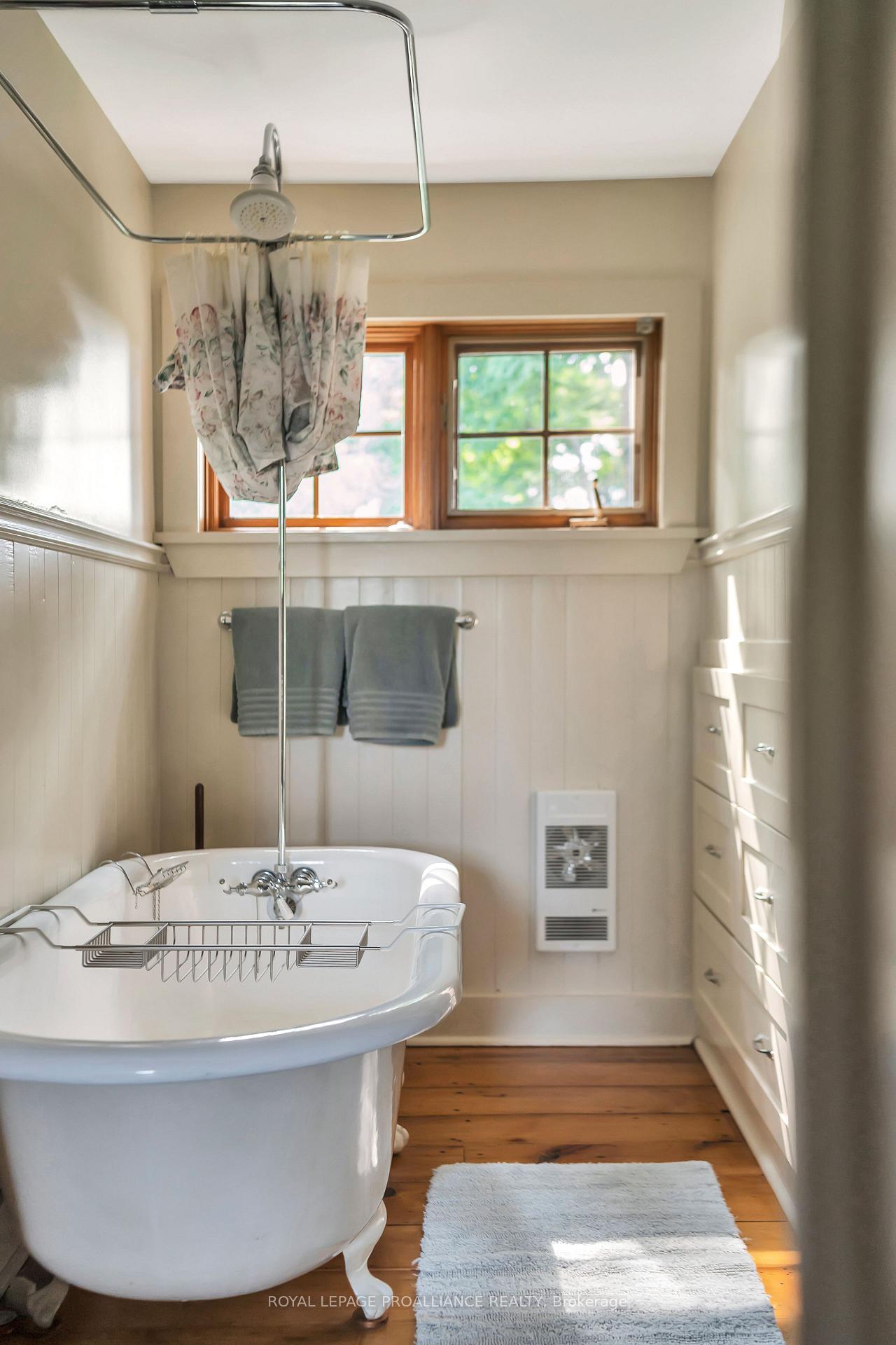 Photo 27 of 14065 Loyalist Parkway, Prince Edward County, Hallowell Ward — HOMEH