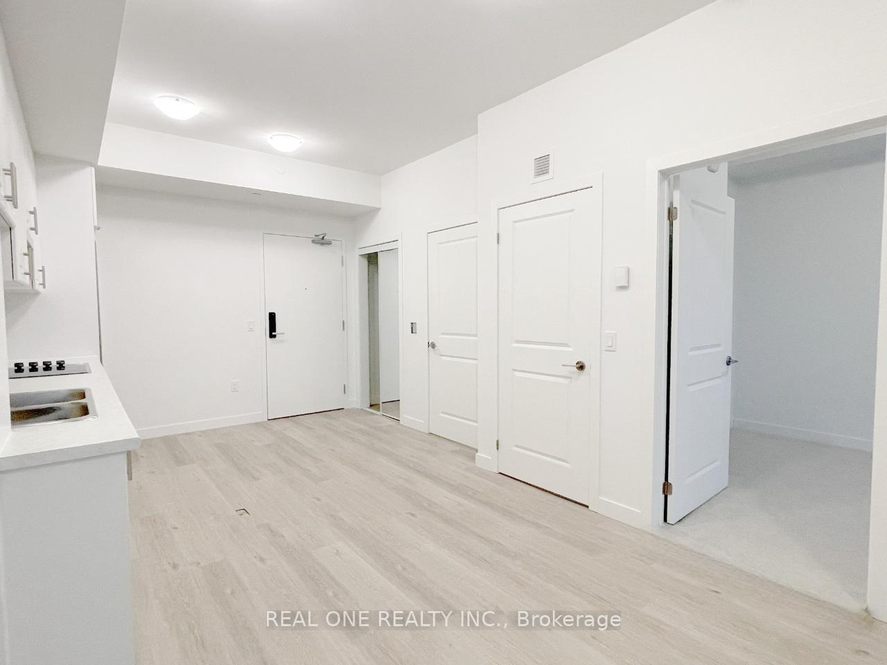 Photo 5 of Unit 610, 461 Green Road, Hamilton, Stoney Creek — HOMEH