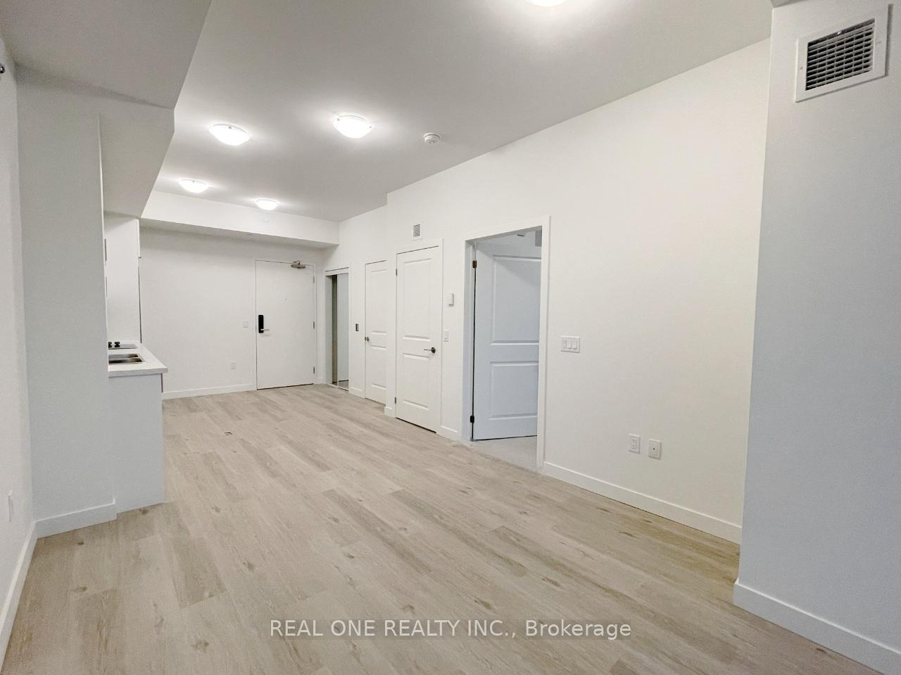 Photo 8 of Unit 610, 461 Green Road, Hamilton, Stoney Creek — HOMEH