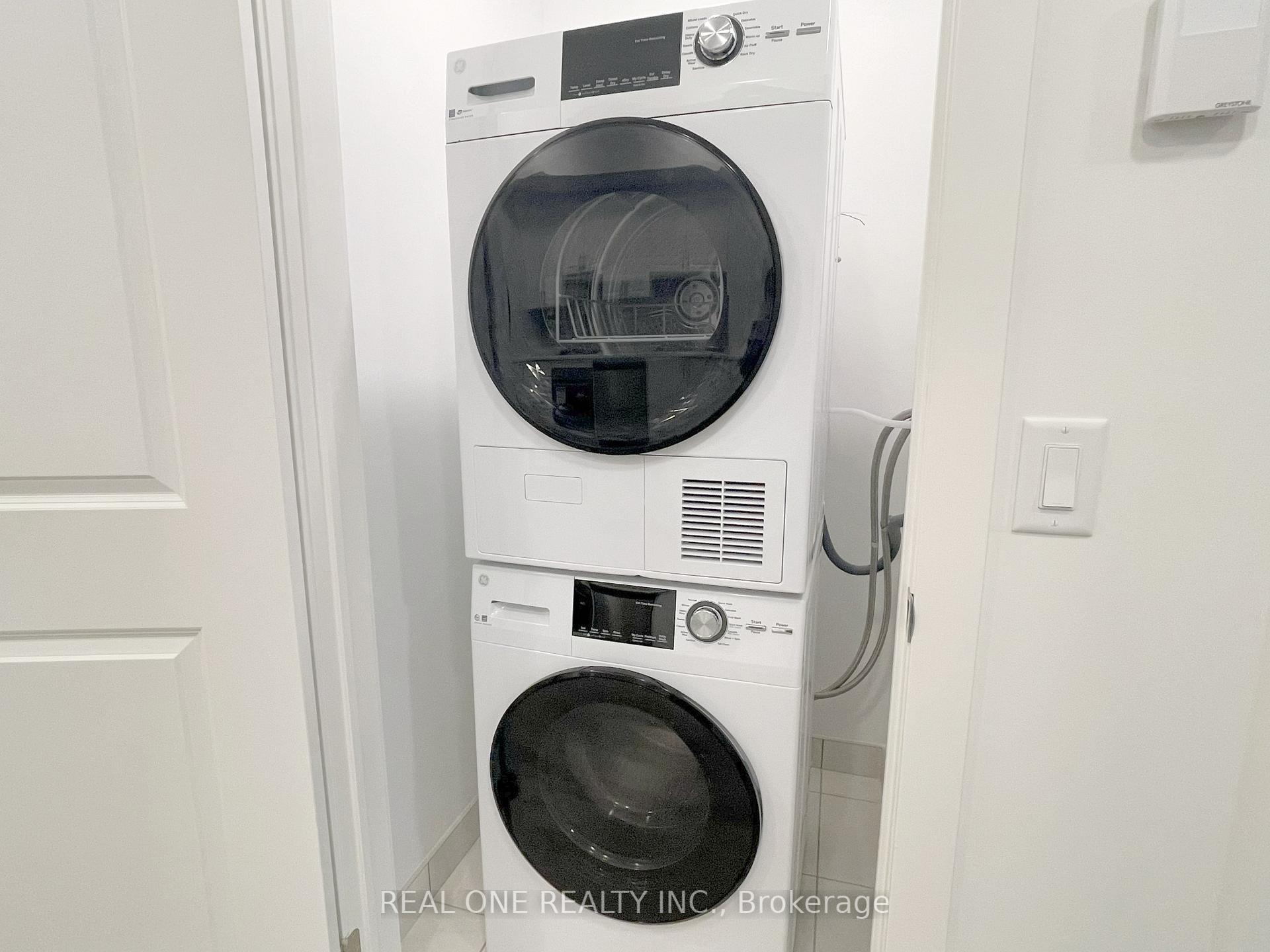 Photo 13 of Unit 610, 461 Green Road, Hamilton, Stoney Creek — HOMEH