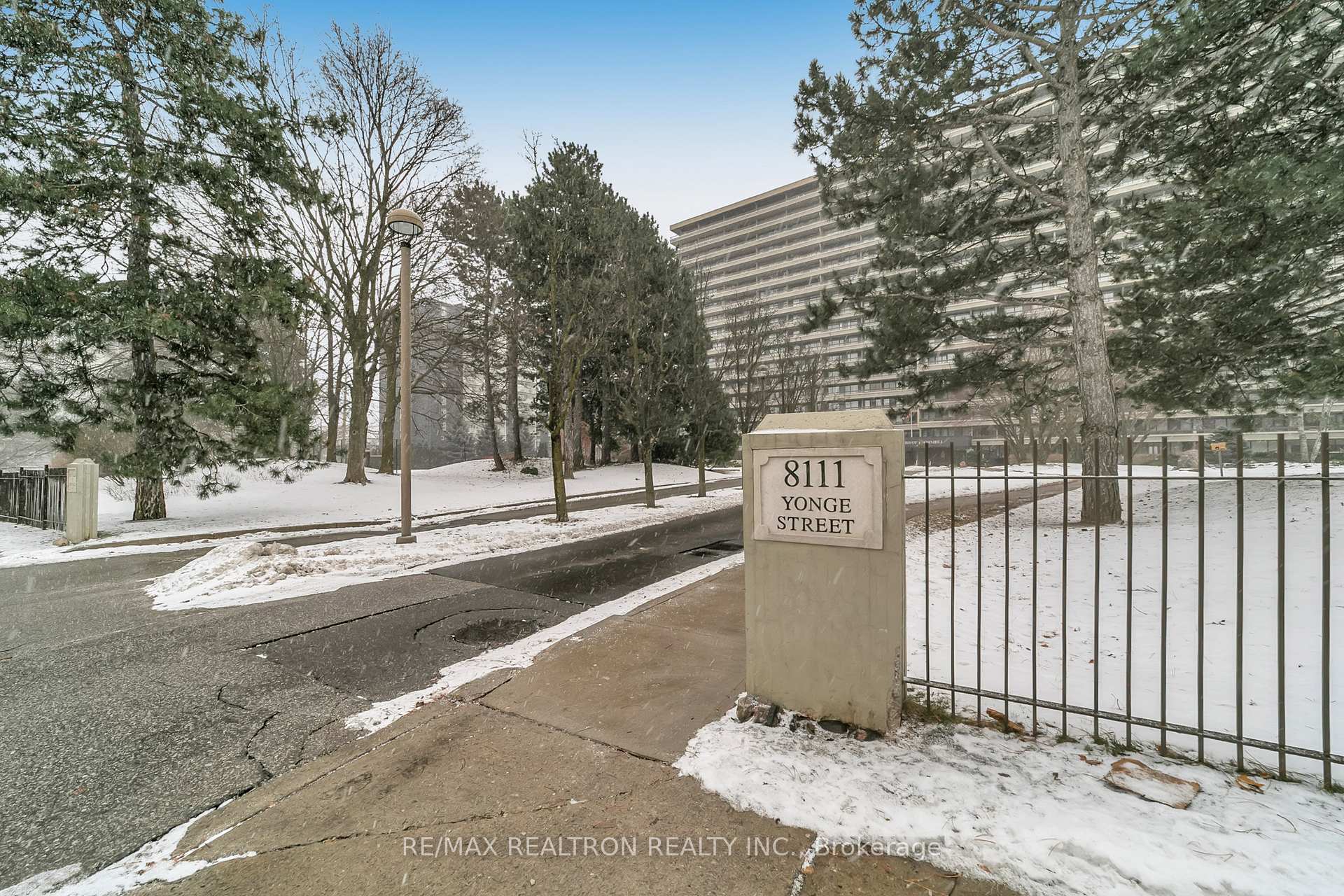 Photo 1 of Unit 608, 8111 Yonge Street, Markham, Royal Orchard — HOMEH