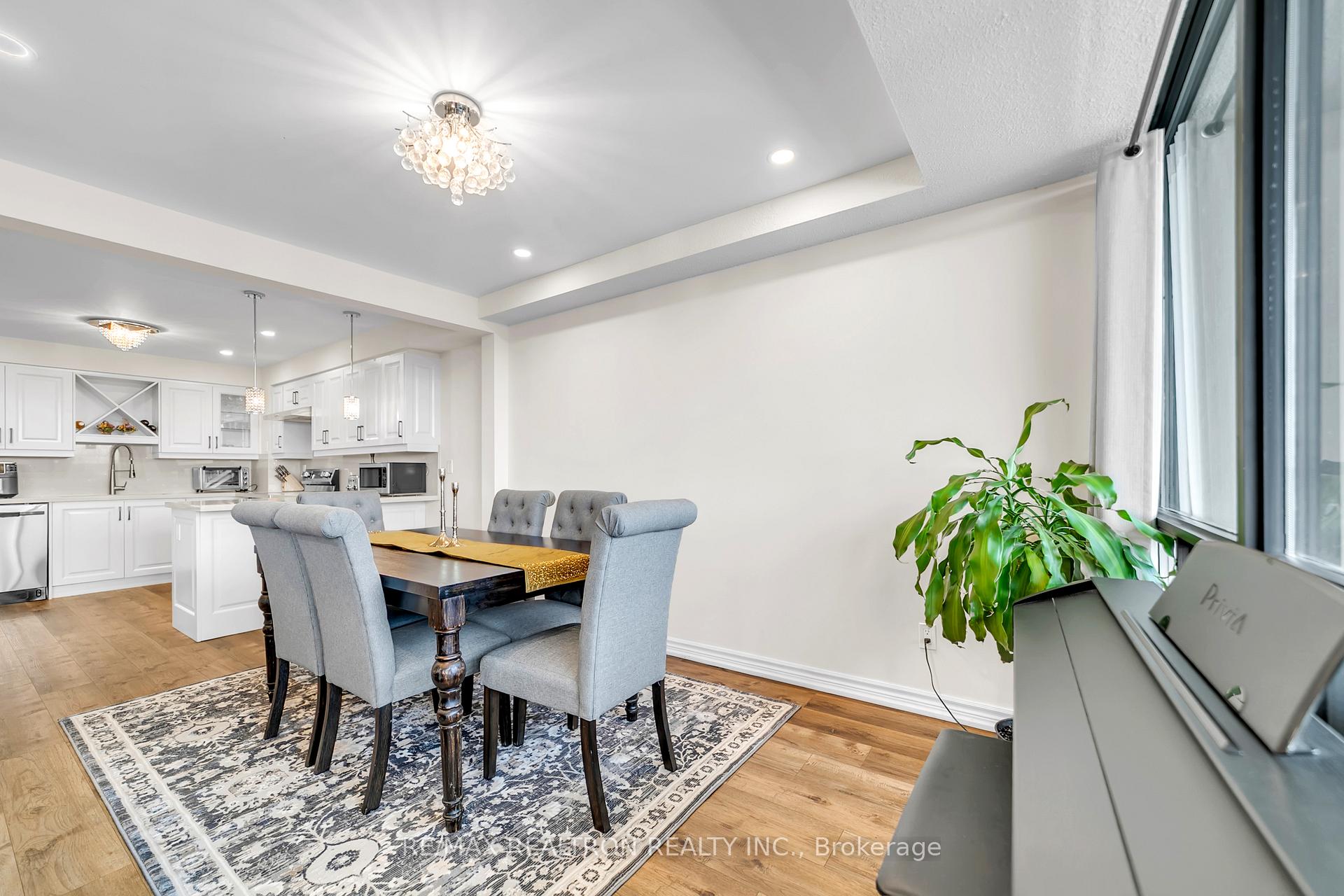 Photo 37 of Unit 608, 8111 Yonge Street, Markham, Royal Orchard — HOMEH