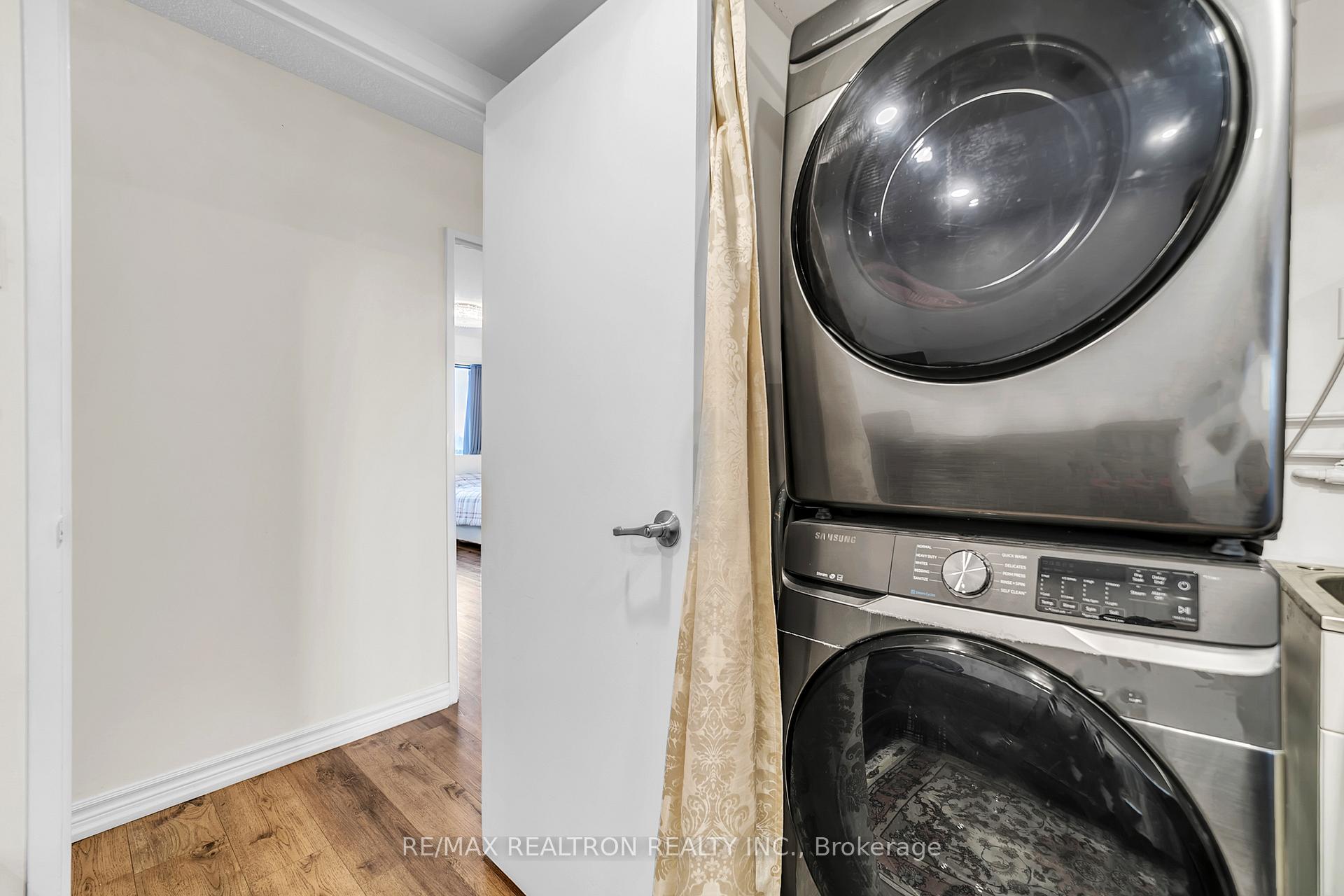 Photo 24 of Unit 608, 8111 Yonge Street, Markham, Royal Orchard — HOMEH