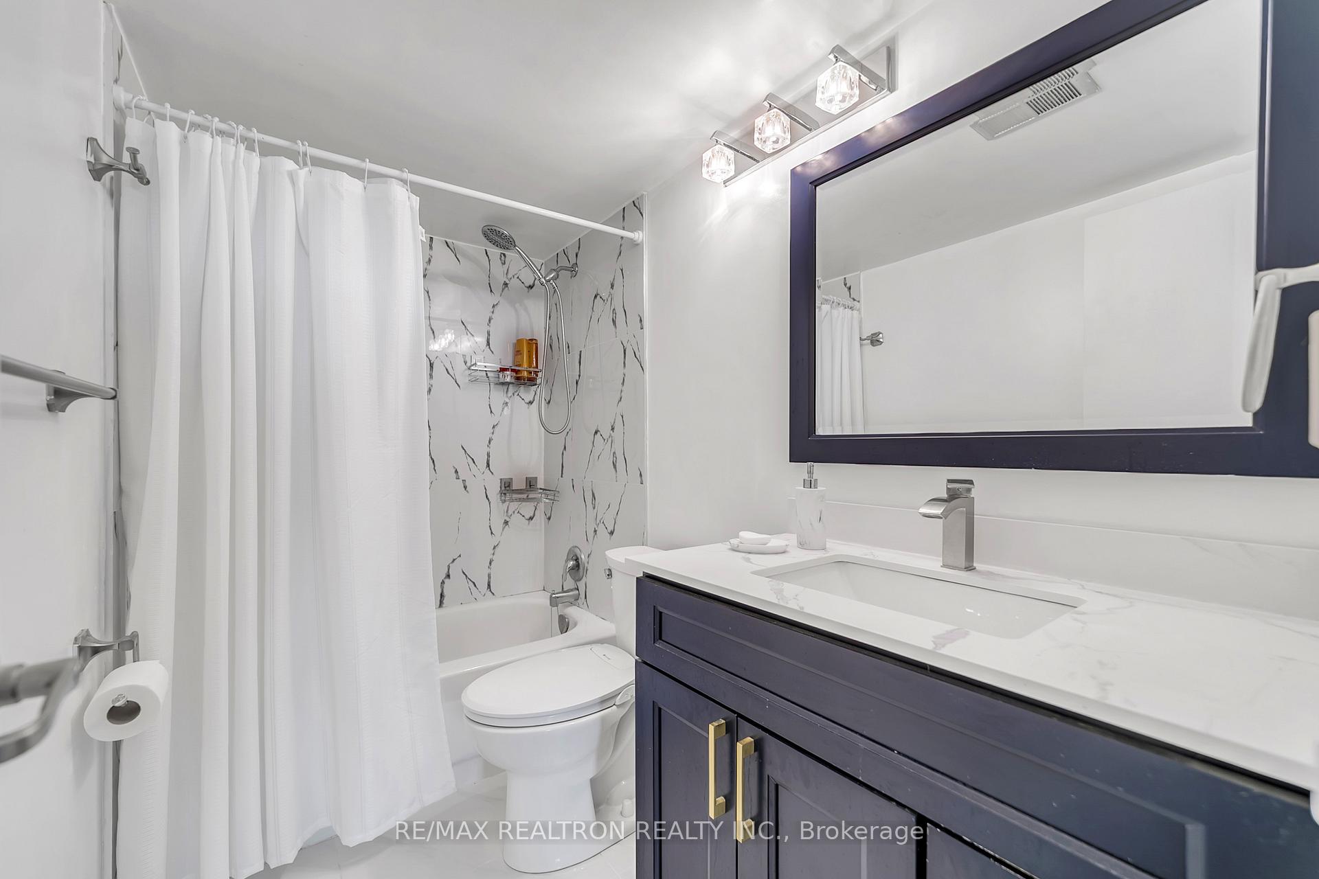 Photo 7 of Unit 608, 8111 Yonge Street, Markham, Royal Orchard — HOMEH
