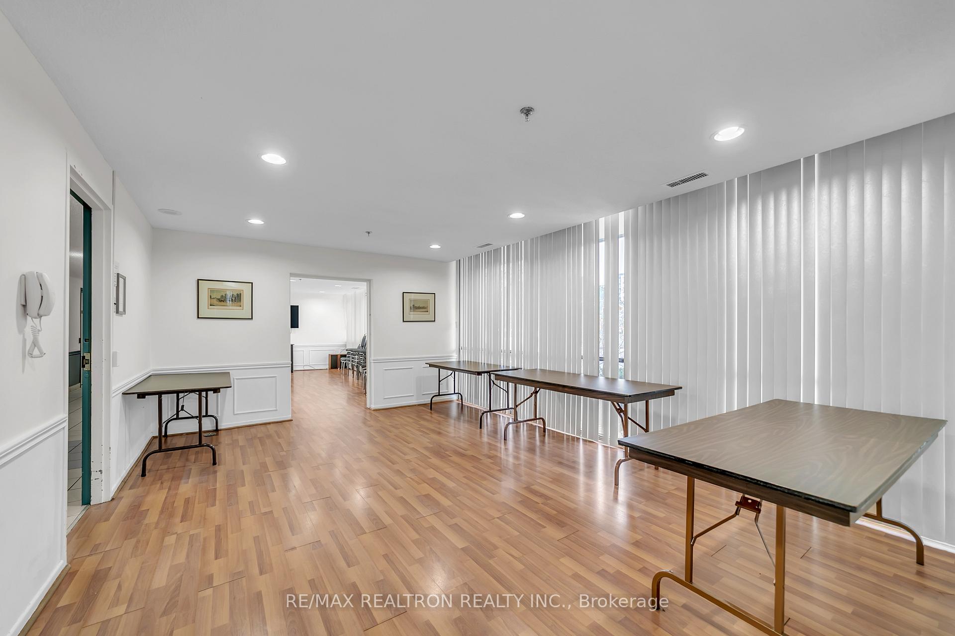 Photo 15 of Unit 608, 8111 Yonge Street, Markham, Royal Orchard — HOMEH