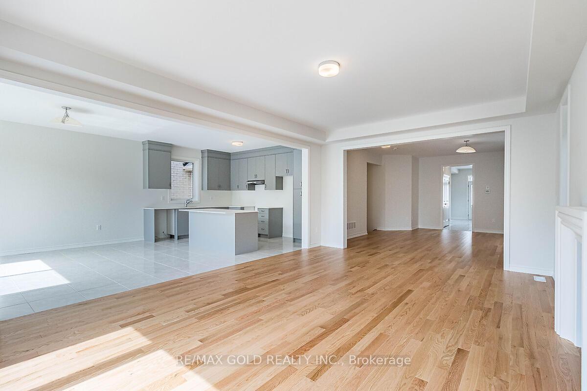 Photo 14 of 7 Dolomite Drive, Brampton, Bram East — HOMEH