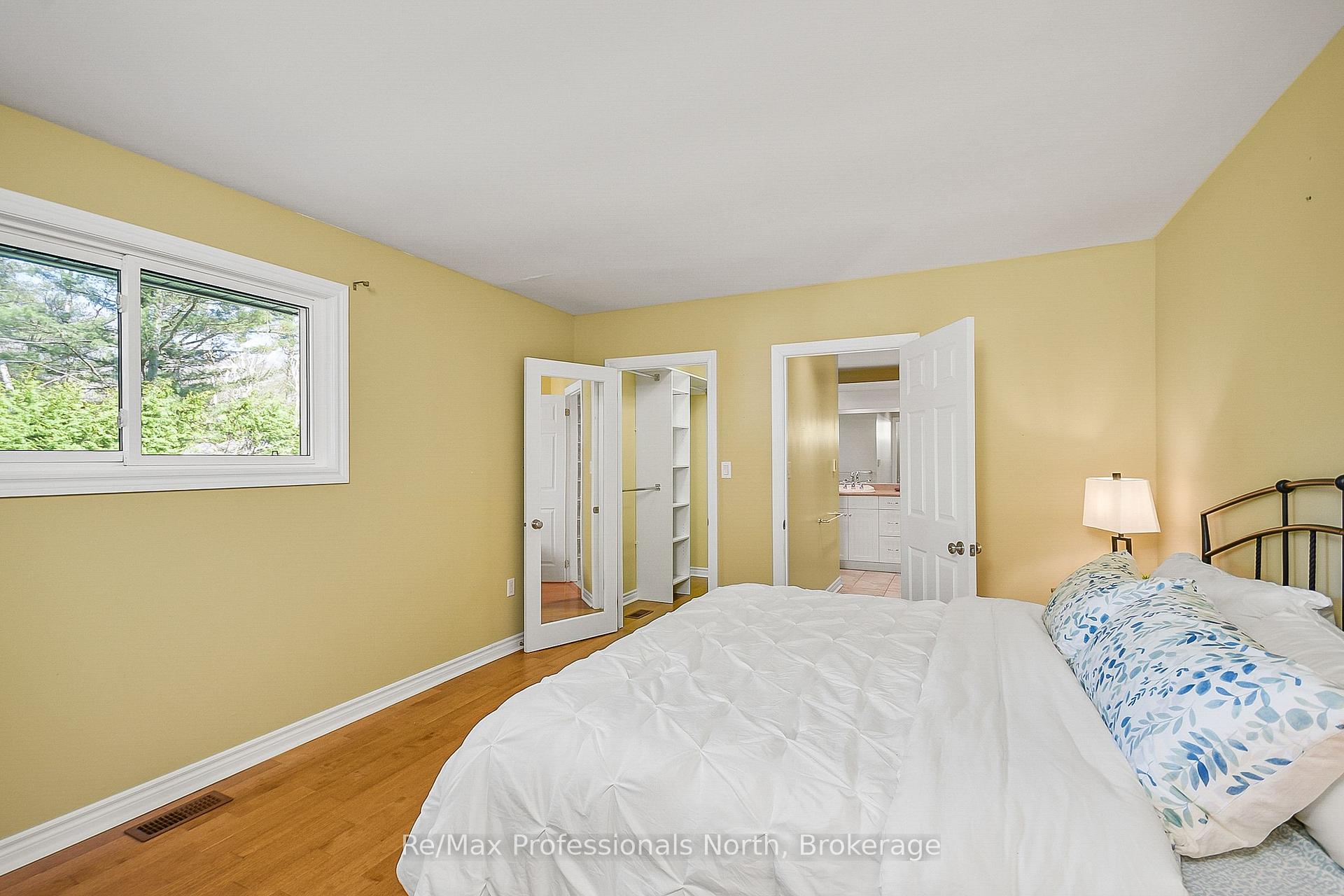 Photo 16 of 150 Robinson Avenue, Gravenhurst, Muskoka (S) — HOMEH
