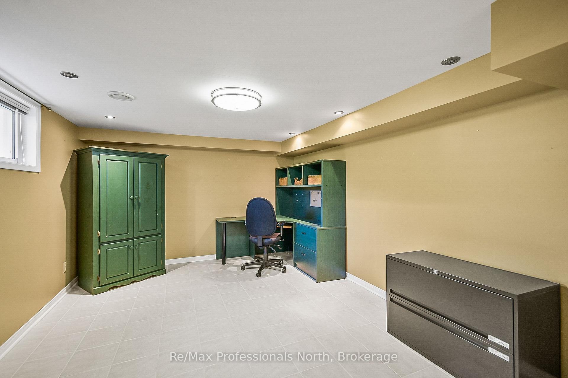 Photo 24 of 150 Robinson Avenue, Gravenhurst, Muskoka (S) — HOMEH