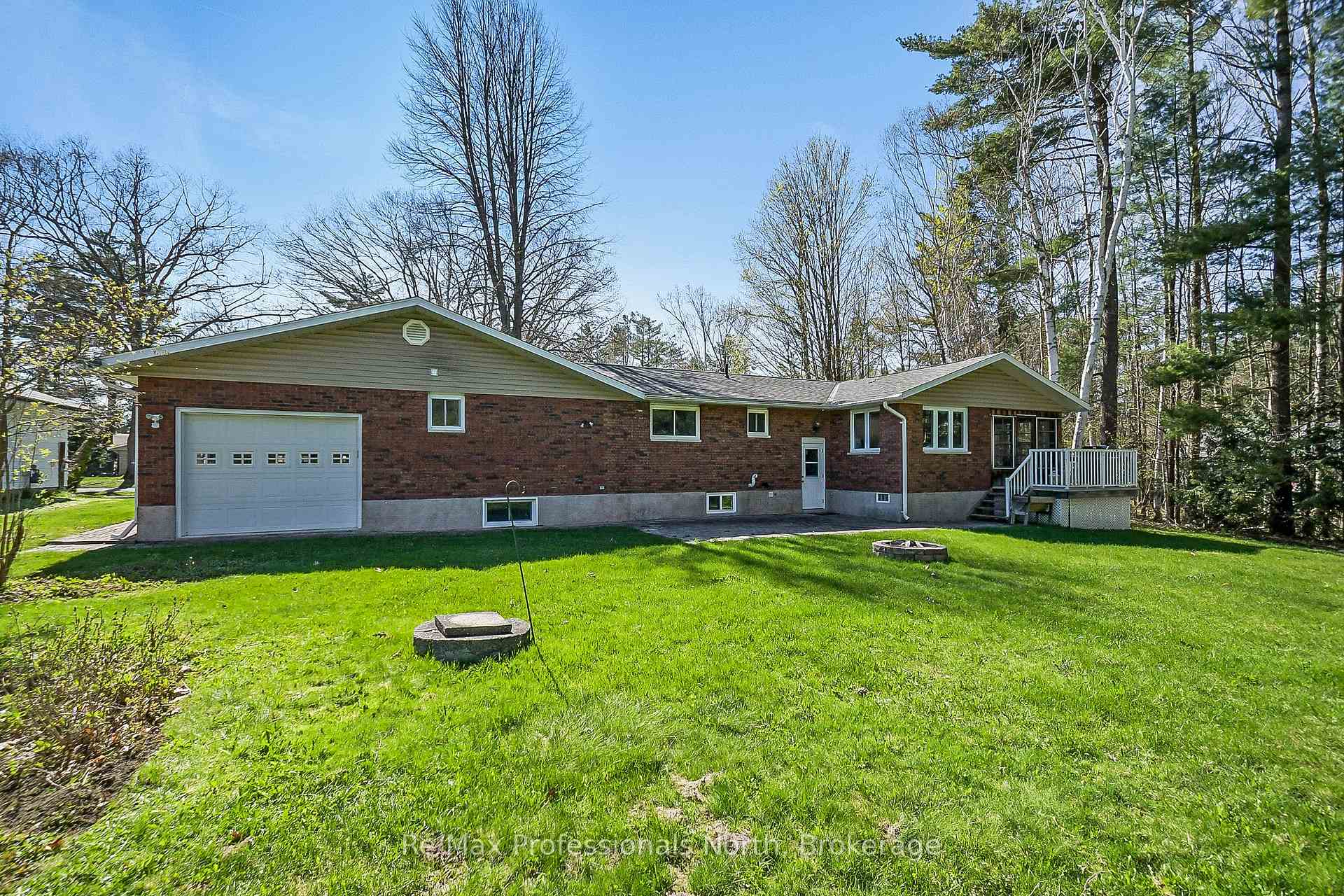 Photo 41 of 150 Robinson Avenue, Gravenhurst, Muskoka (S) — HOMEH