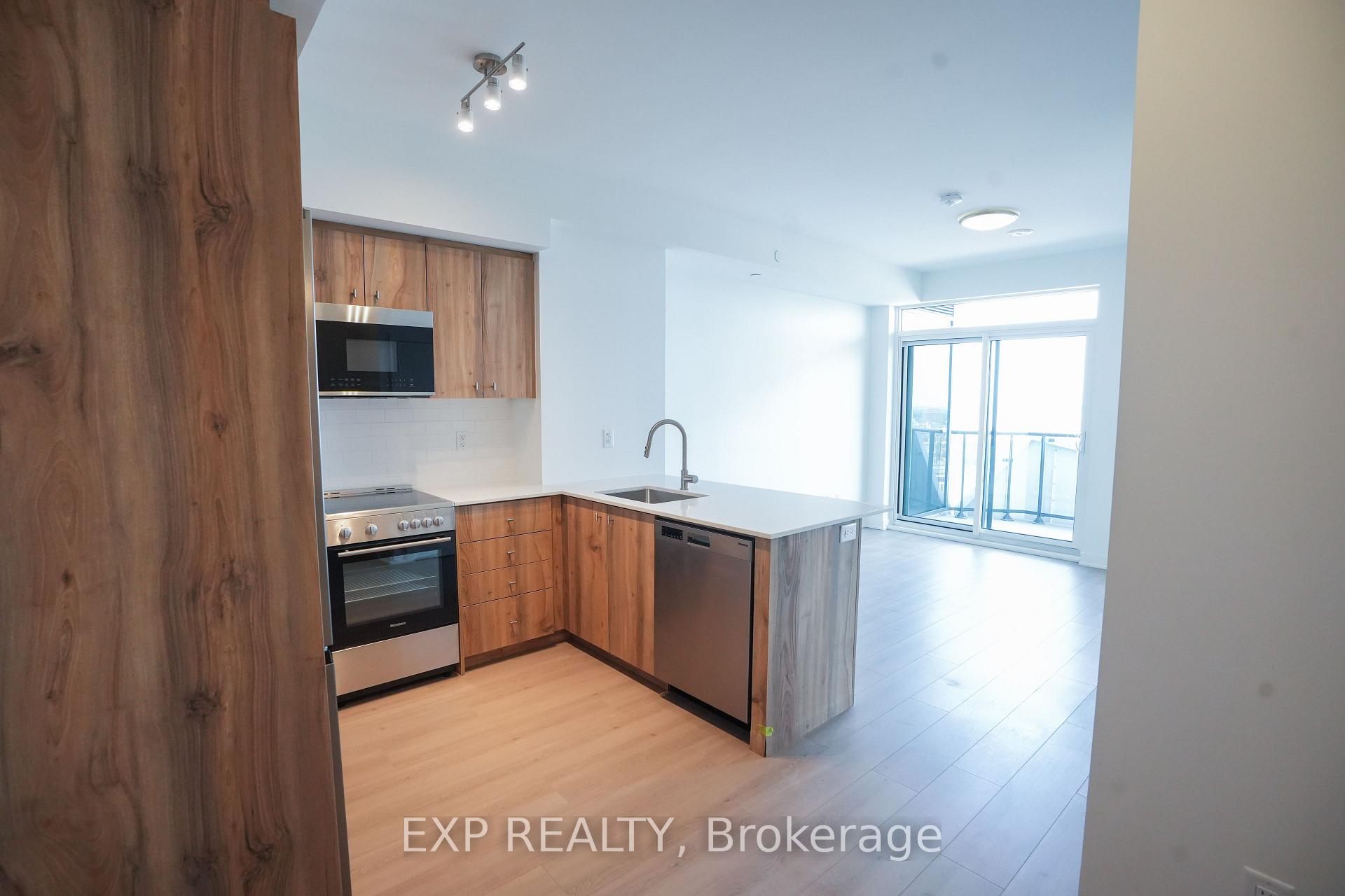 Front of Unit 2011, 25 Wellington Street S