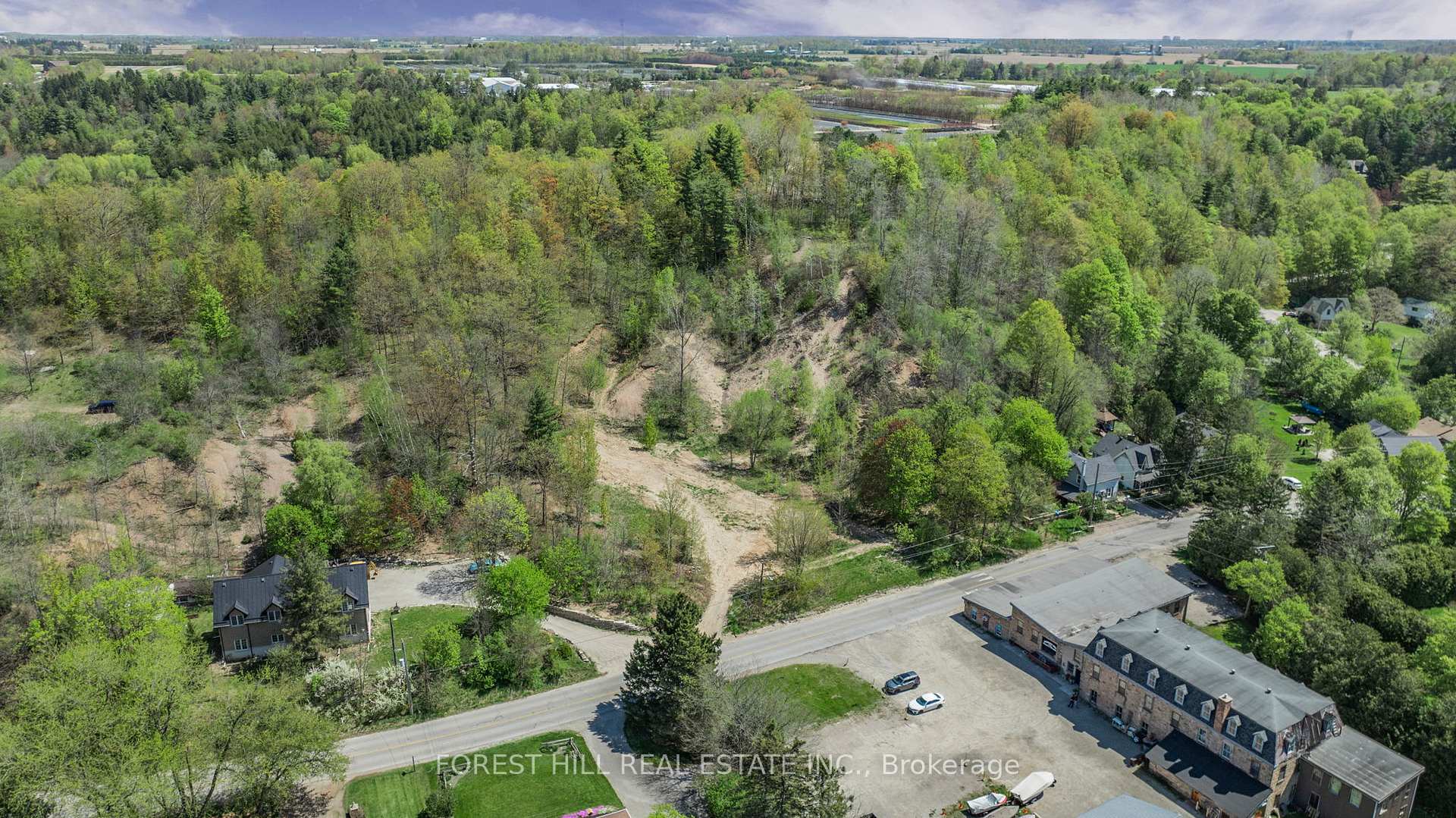 Photo 2 of 22 Main Street N, Halton Hills, Glen Williams — HOMEH