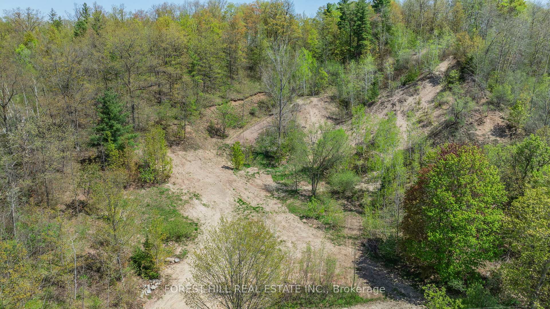 Photo 5 of 22 Main Street N, Halton Hills, Glen Williams — HOMEH