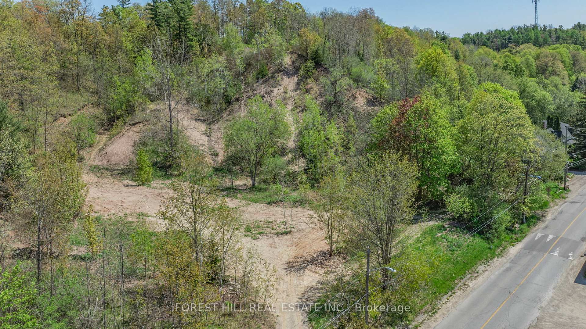 Photo 6 of 22 Main Street N, Halton Hills, Glen Williams — HOMEH