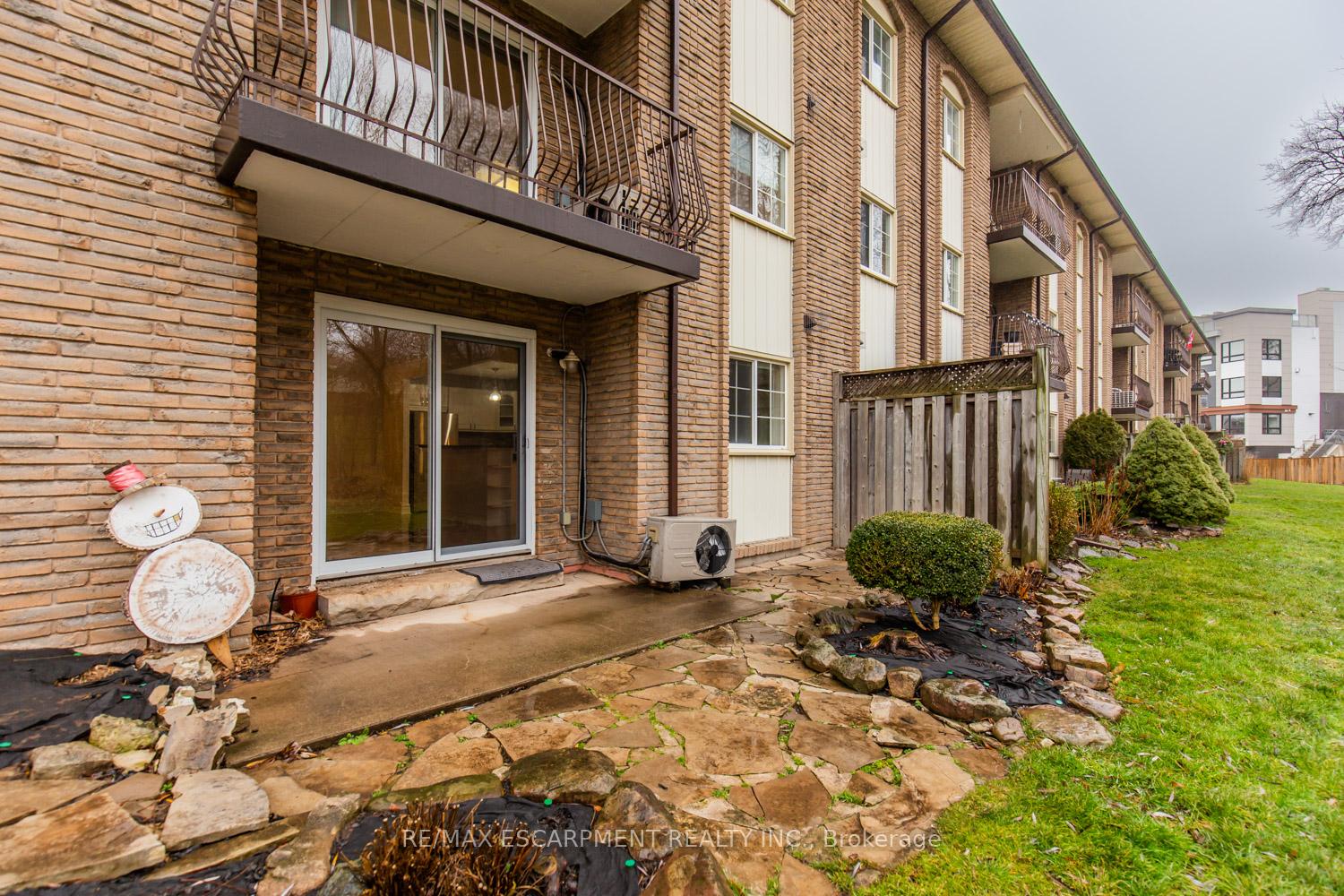 Photo 19 of Unit 110, 20 John Street, Grimsby, Grimsby East — HOMEH