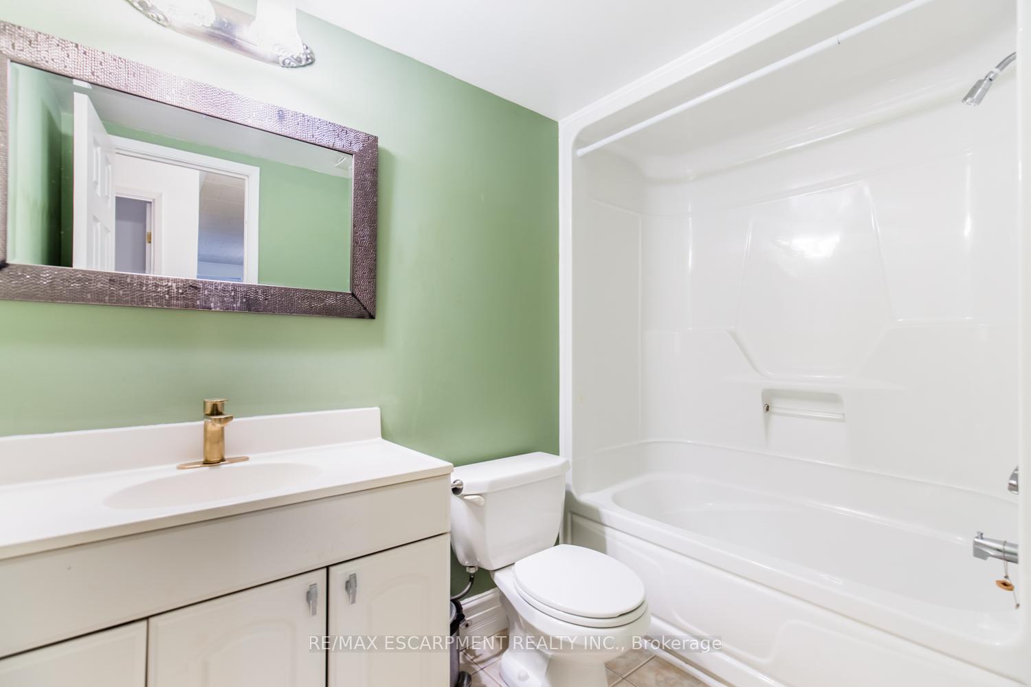 Photo 22 of Unit 110, 20 John Street, Grimsby, Grimsby East — HOMEH