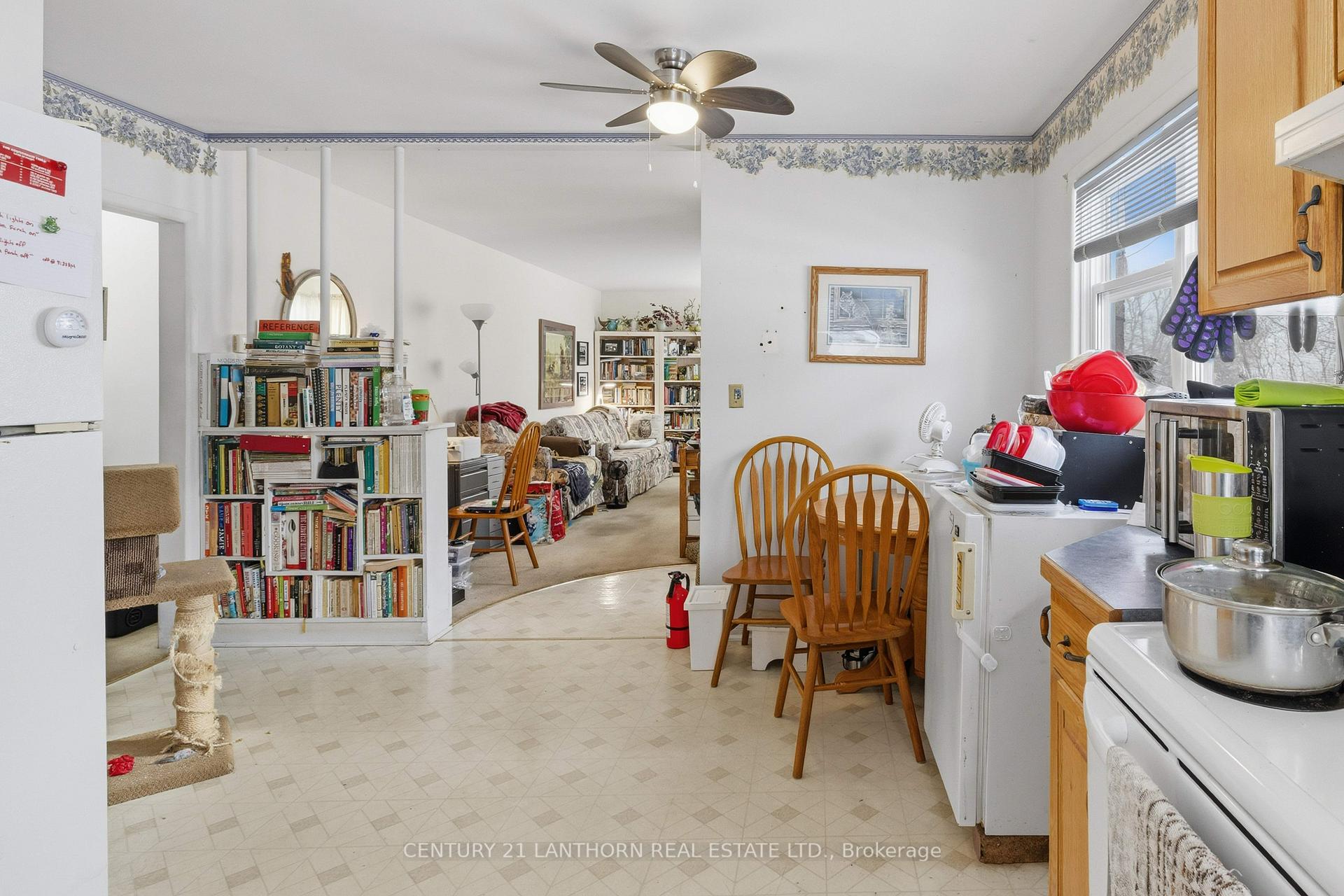 Photo 2 of 415 Stanley Avenue, Deseronto, Deseronto (Town) — HOMEH
