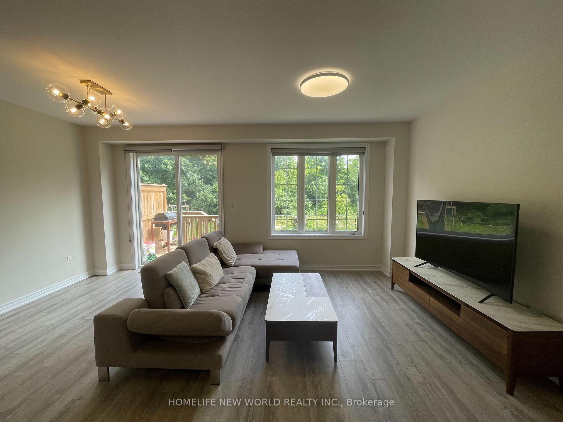 Photo 5 of 3335 Mockingbird Common, Oakville, Joshua Meadows — HOMEH