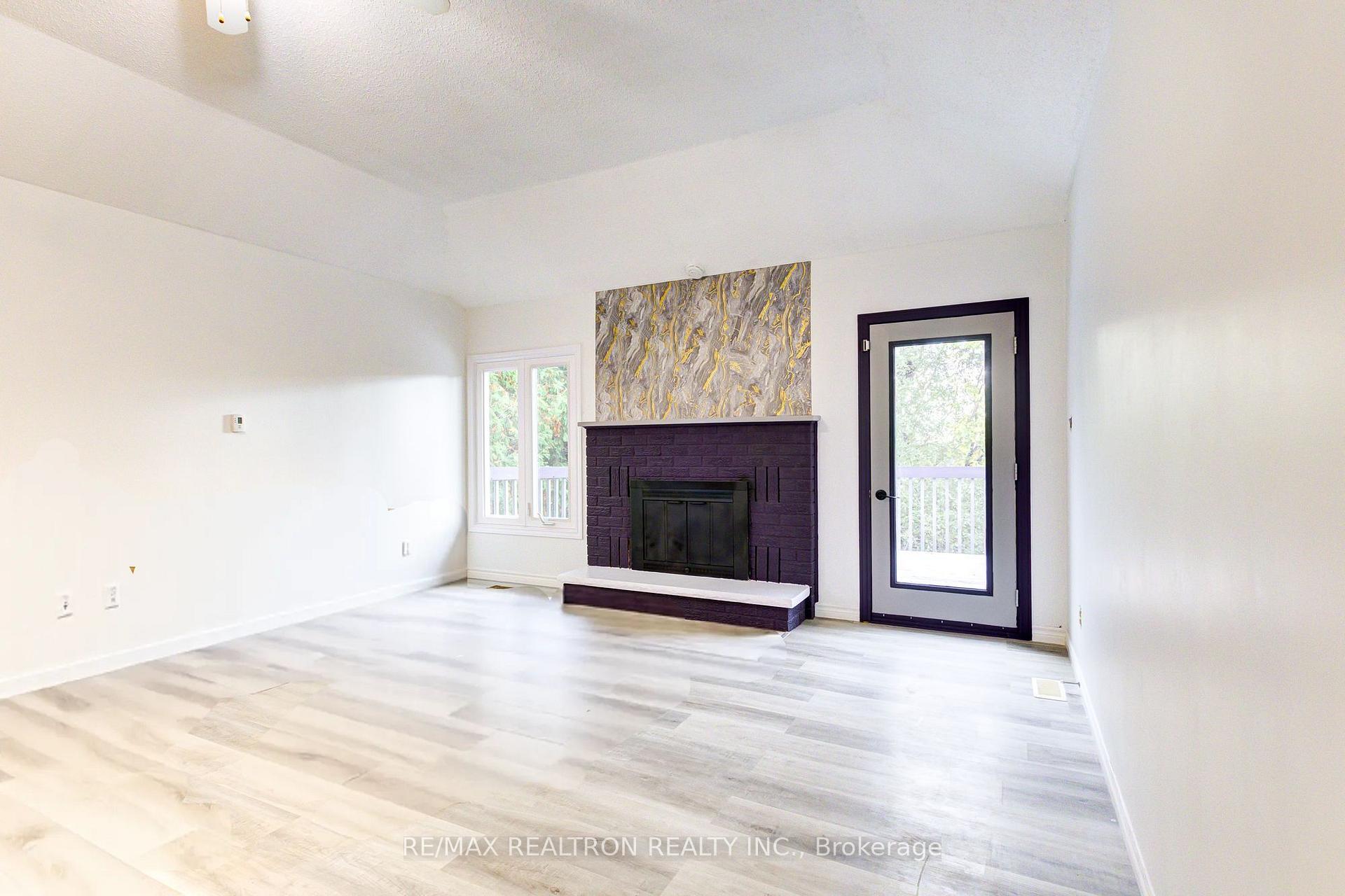 Photo 5 of 70 Pinnacle Crescent, Guelph, Willow West/Sugarbush/West Acres — HOMEH
