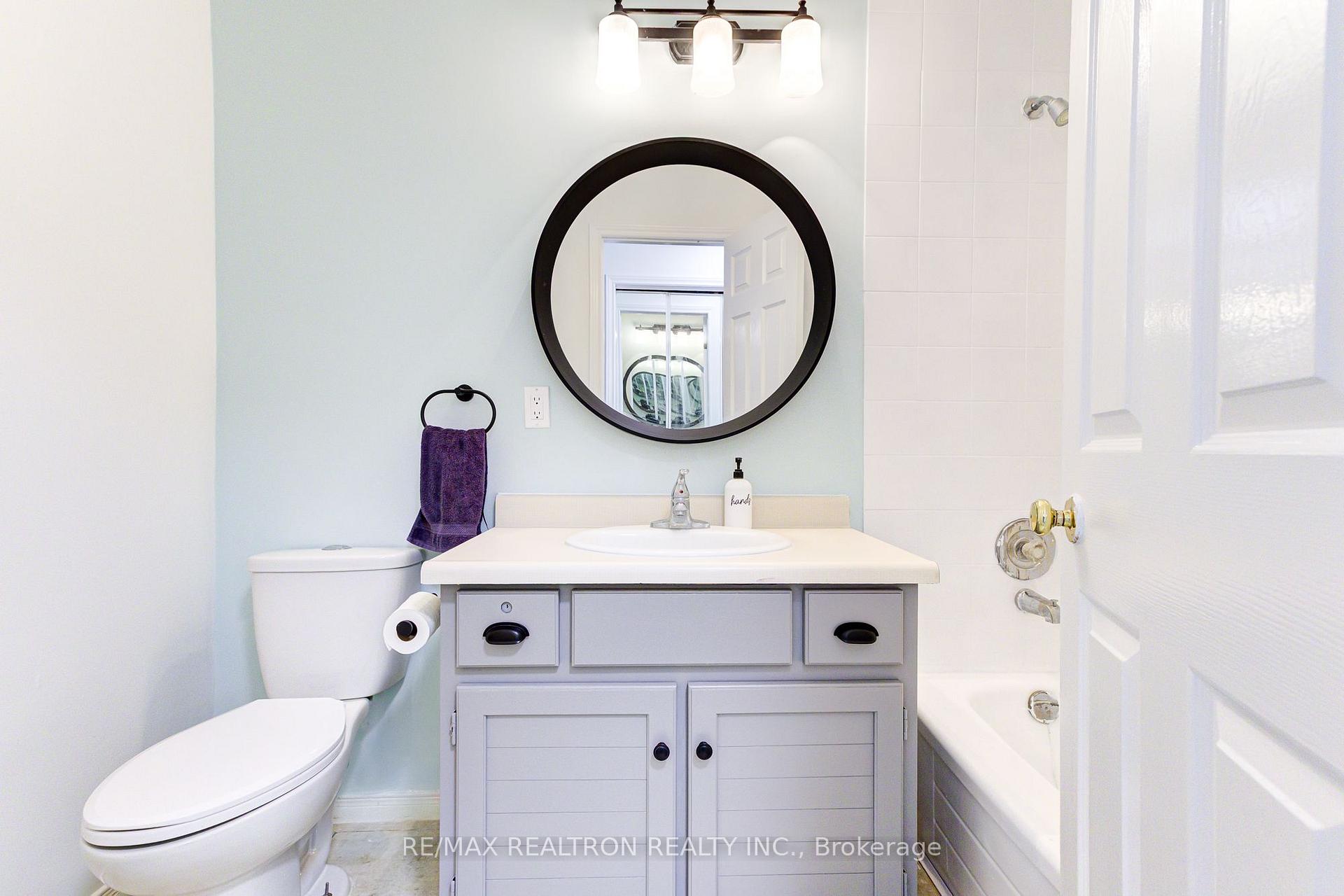 Photo 18 of 70 Pinnacle Crescent, Guelph, Willow West/Sugarbush/West Acres — HOMEH