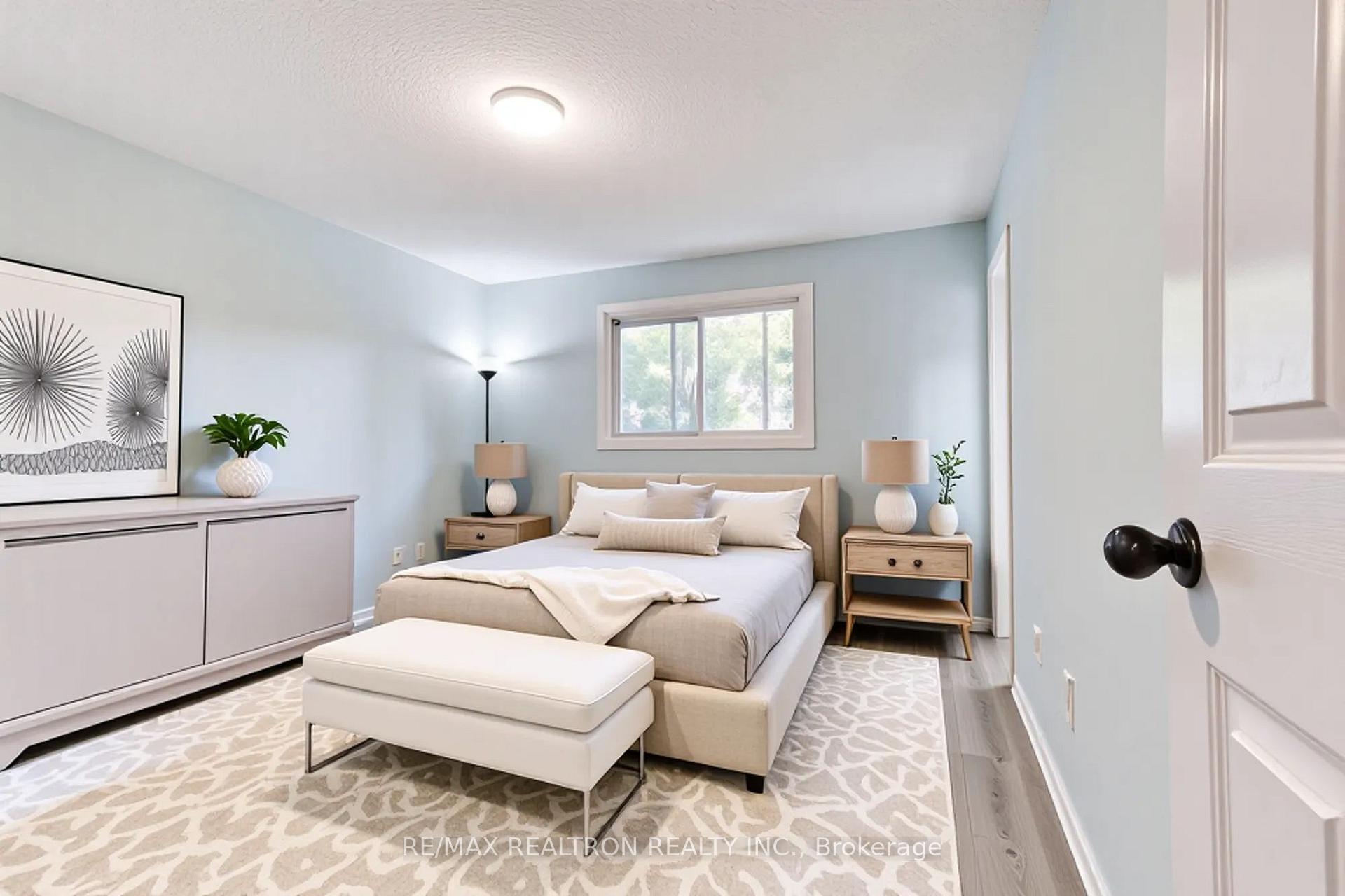 Photo 21 of 70 Pinnacle Crescent, Guelph, Willow West/Sugarbush/West Acres — HOMEH