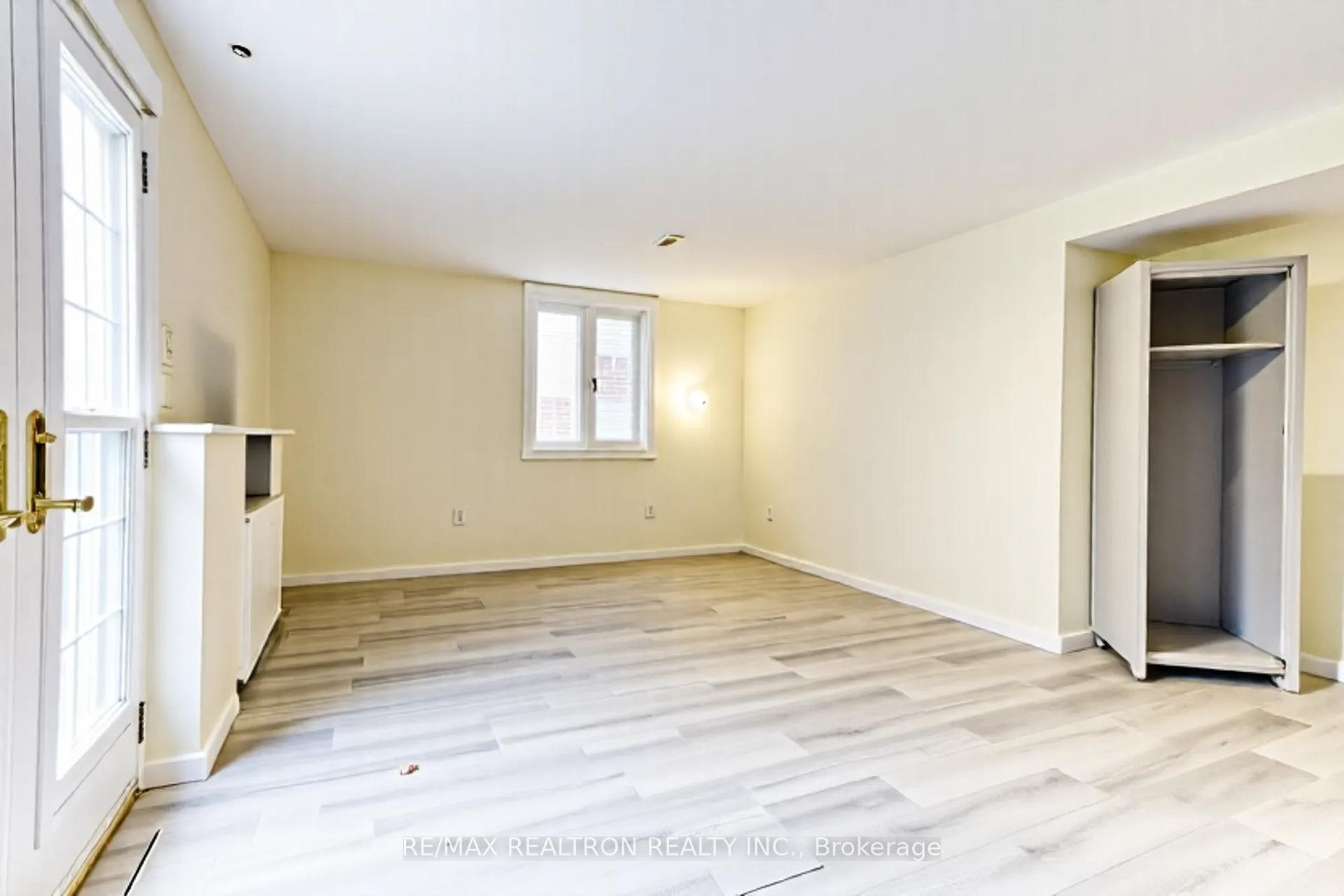 Photo 30 of 70 Pinnacle Crescent, Guelph, Willow West/Sugarbush/West Acres — HOMEH