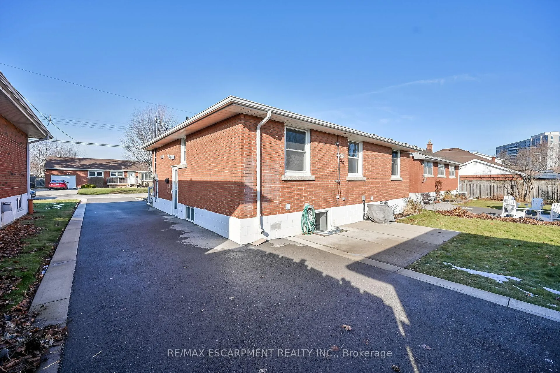 Photo 10 of 84 Blanmora Drive, Hamilton, Stoney Creek — HOMEH